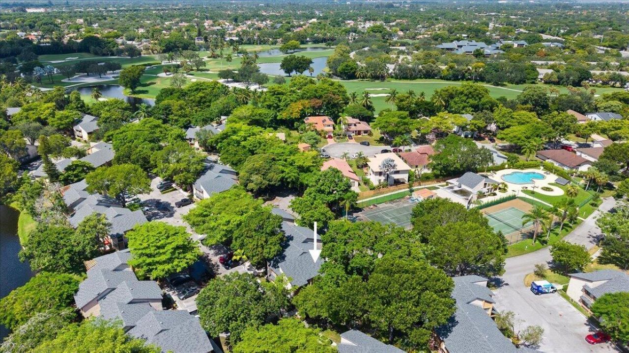 130 Wimbledon Lake Drive, Plantation, FL 33324 Photo