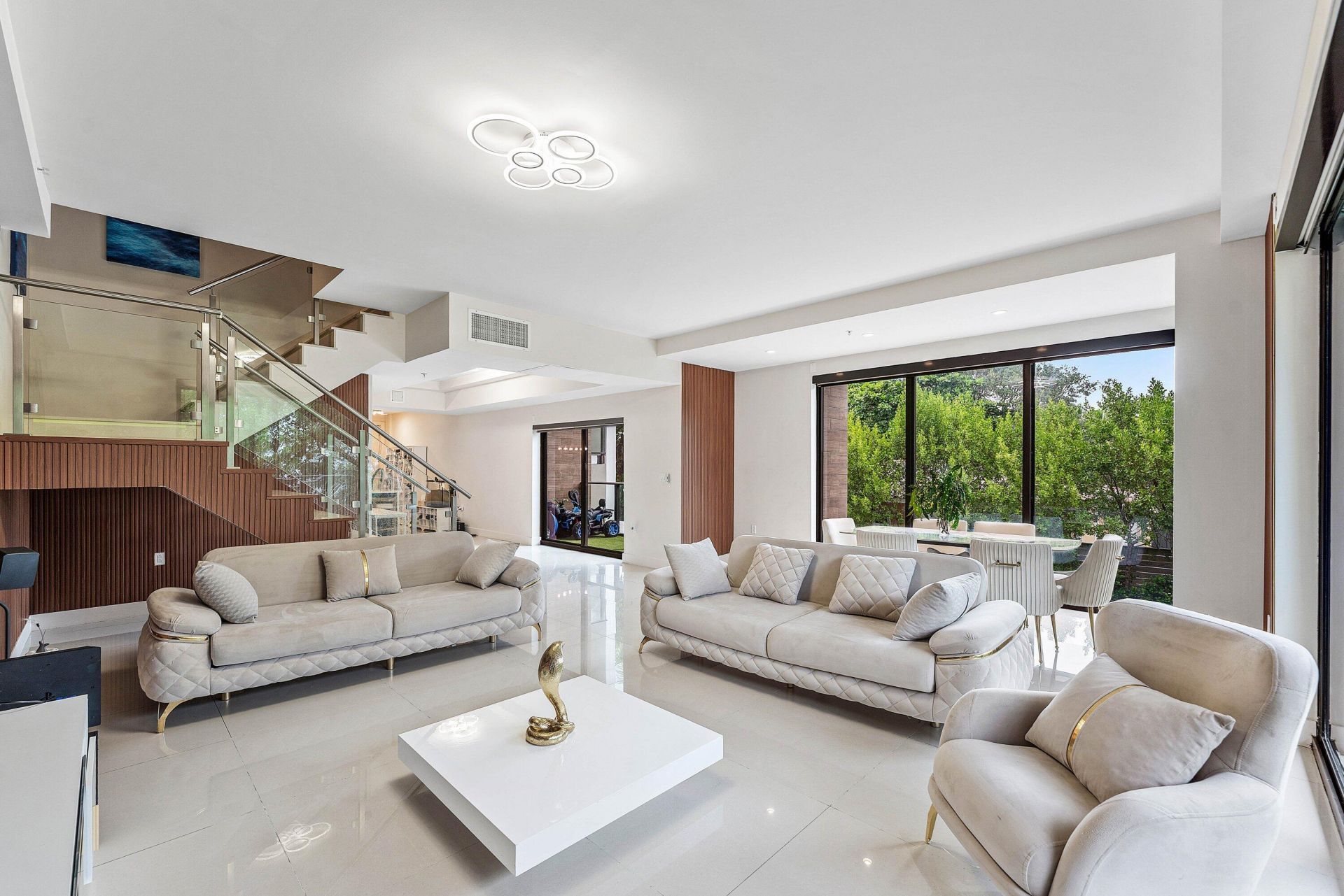 3040 N Ocean Boulevard, Unit N101, Fort Lauderdale, FL 33308 Photo