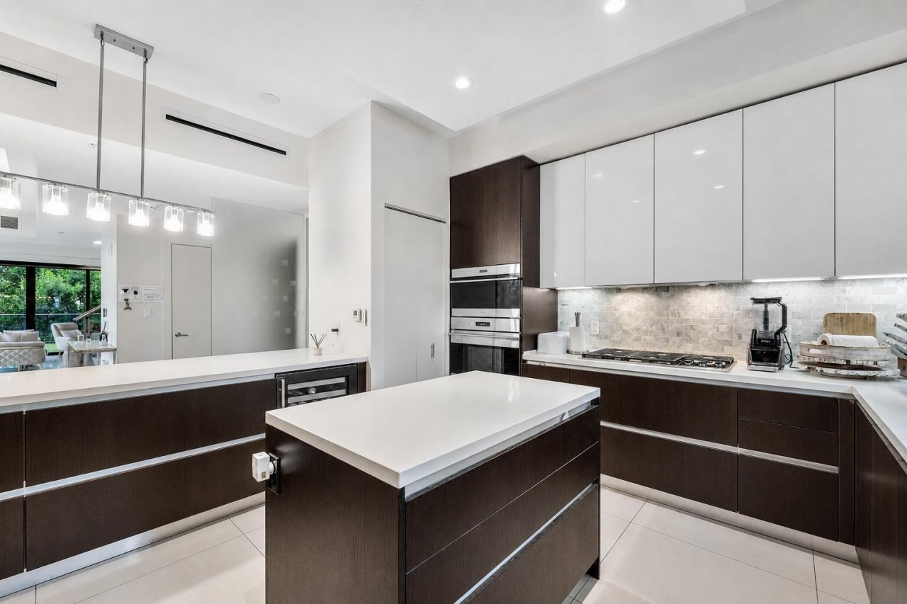3040 N Ocean Boulevard, Unit N101, Fort Lauderdale, FL 33308 Photo