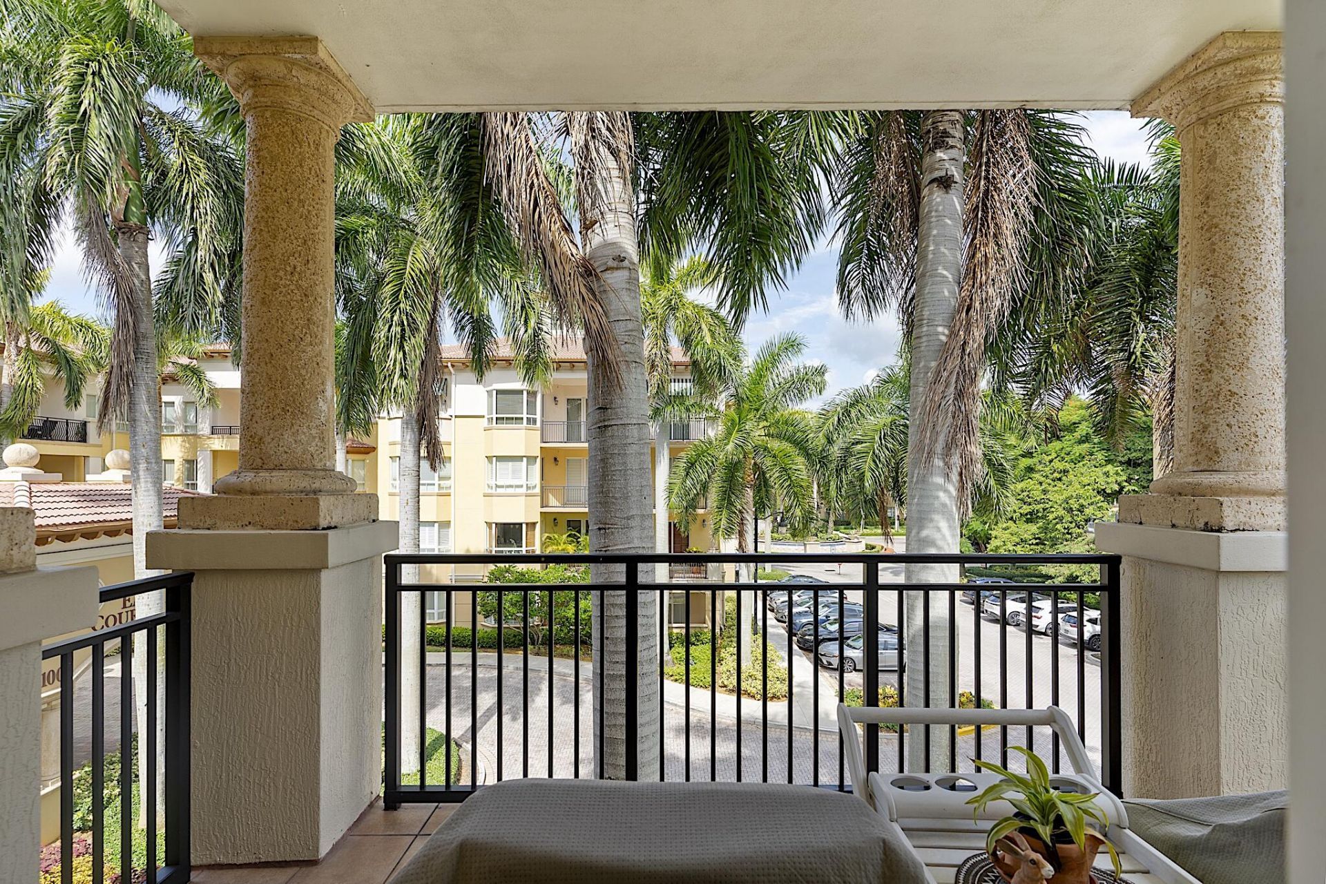 16100 Emerald Estates Drive, Unit 397, Weston, FL 33331 Photo