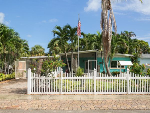 665 NE Bernard Street, Jensen Beach, FL 34957