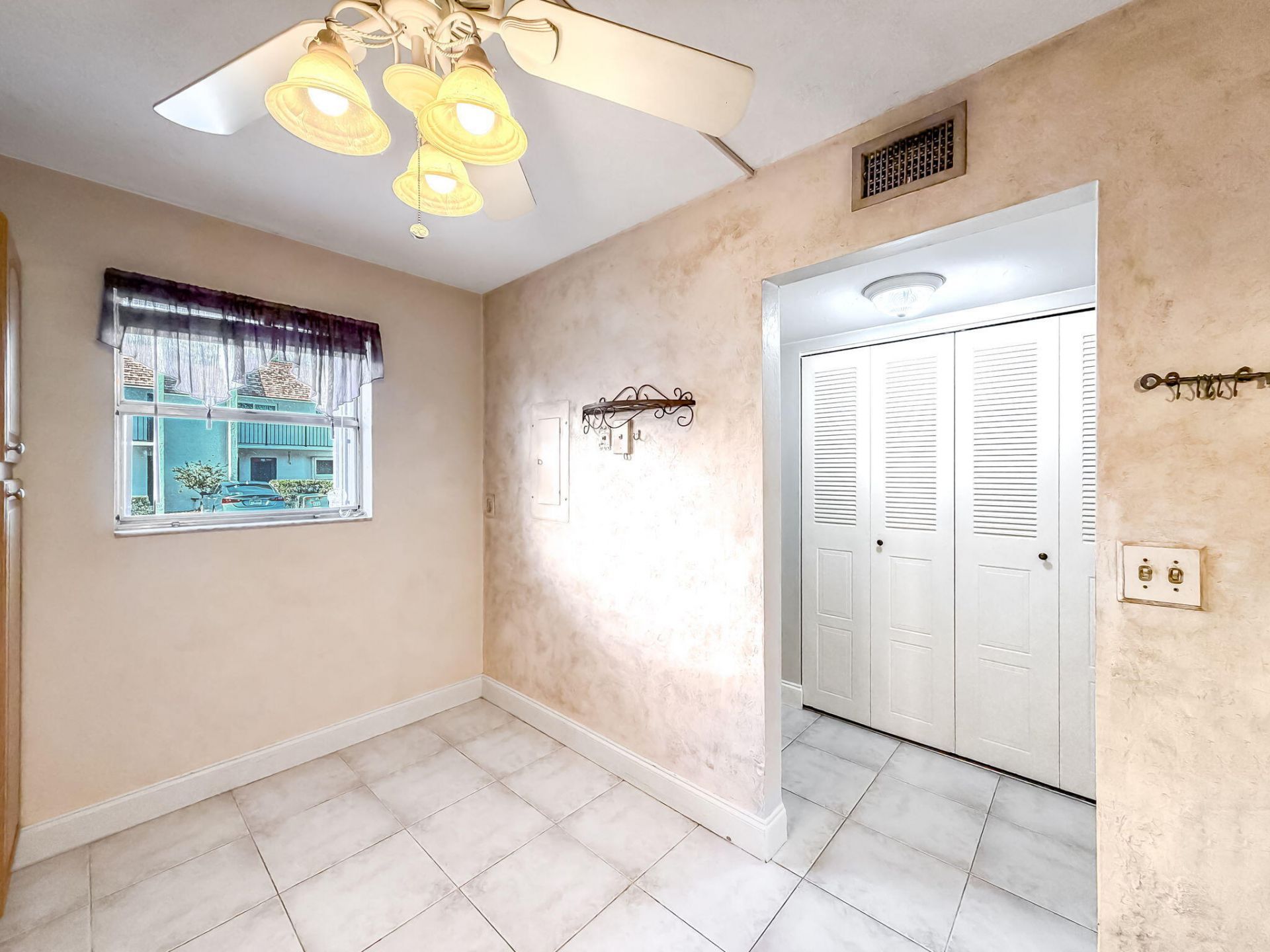 2935 SW 22nd Avenue, Unit 1040, Delray Beach, FL 33445 Photo