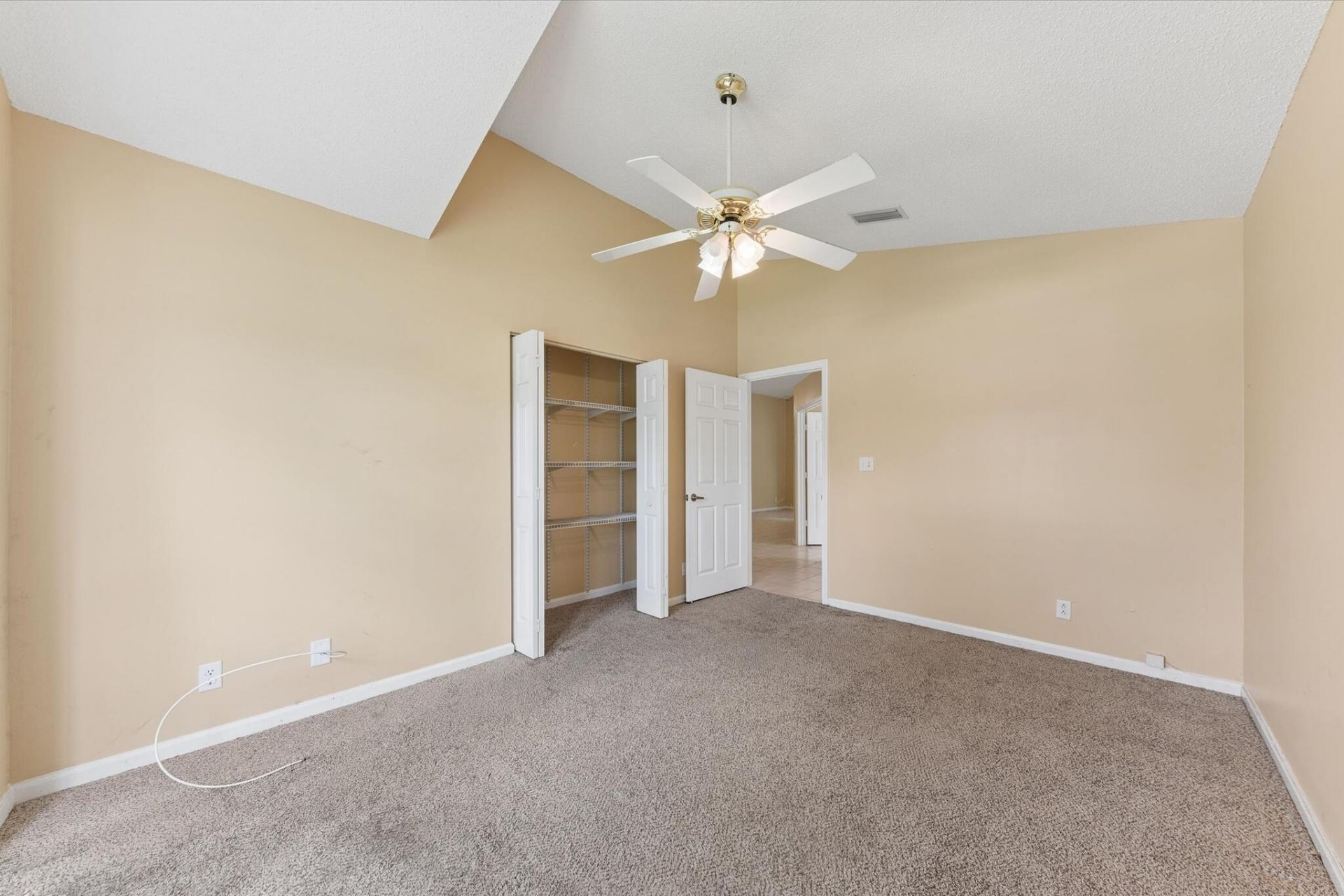103 Saddle Trail, Royal Palm Beach, FL 33411 Photo
