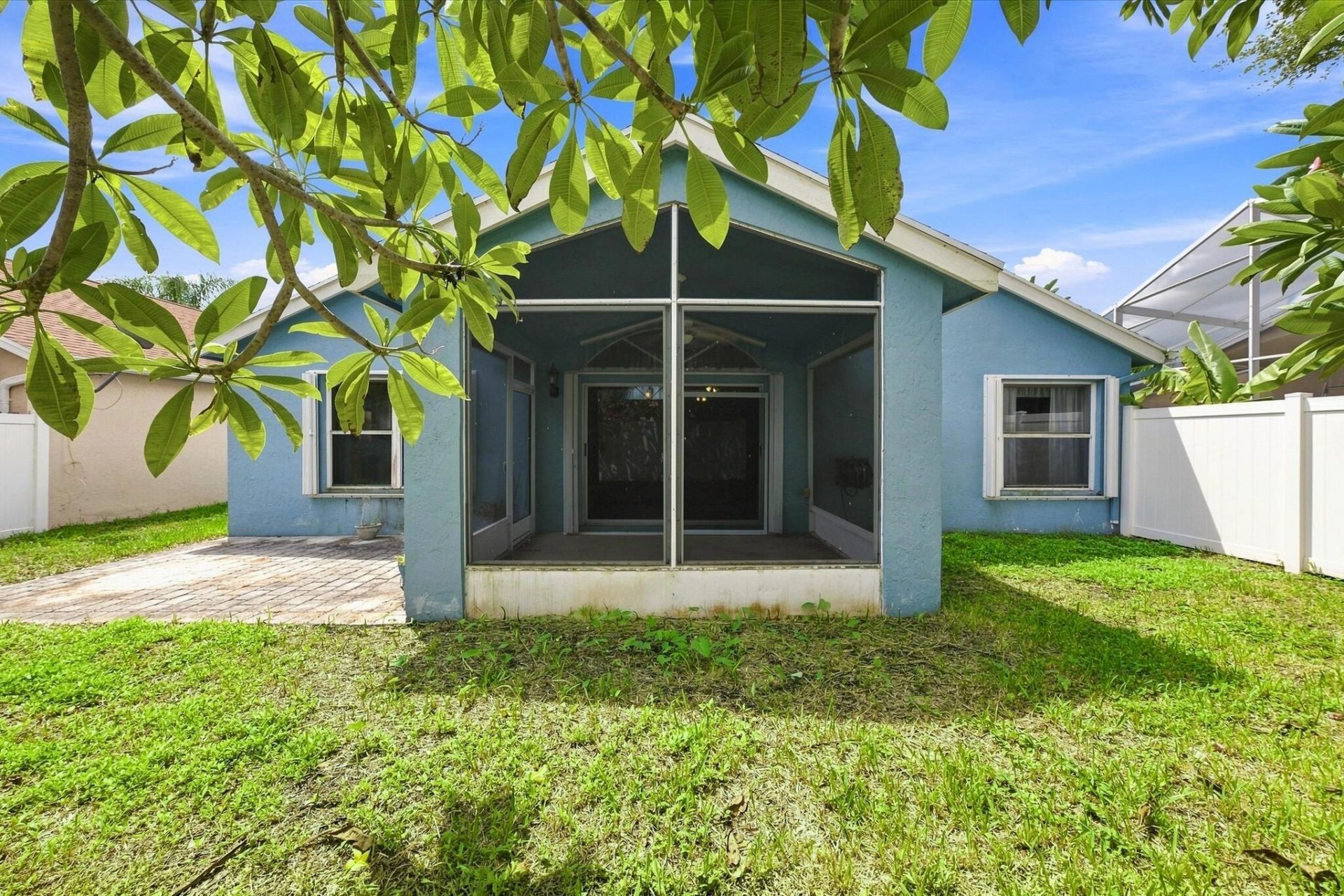 103 Saddle Trail, Royal Palm Beach, FL 33411 Photo