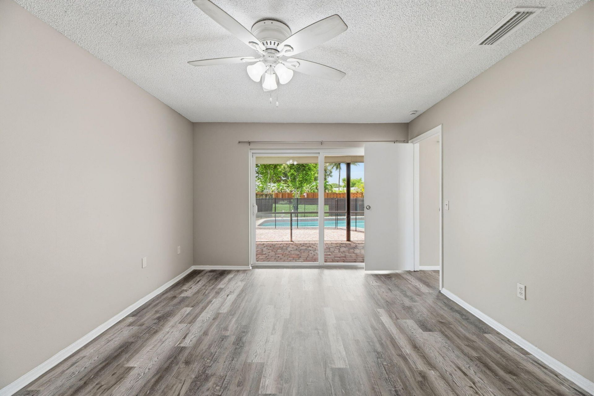 10830 NW 29th Court, Sunrise, FL 33322 Photo