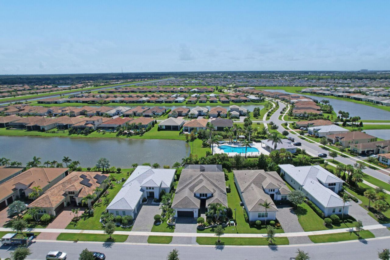 9013 SW Matilda Way, Port Saint Lucie, FL 34987 Photo