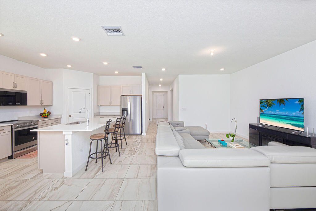 5788 SE Skyblue Circle, Stuart, FL 34997 Photo