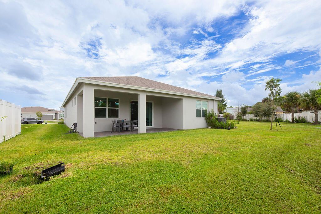 5788 SE Skyblue Circle, Stuart, FL 34997 Photo