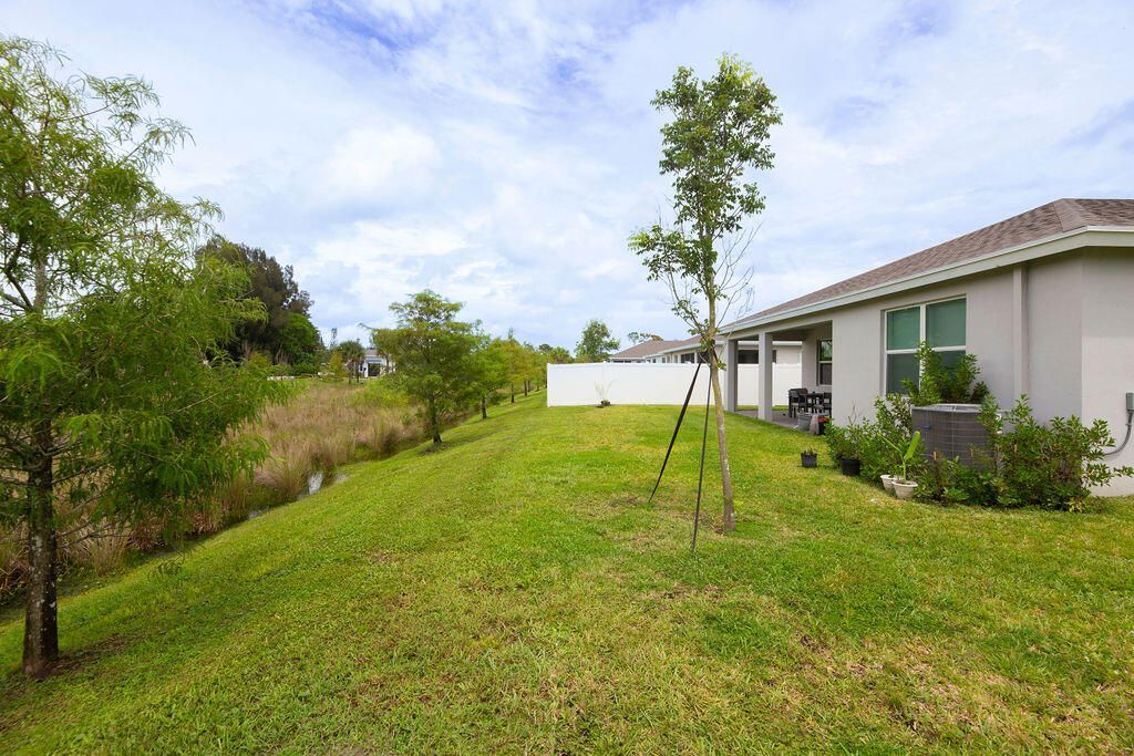 5788 SE Skyblue Circle, Stuart, FL 34997 Photo