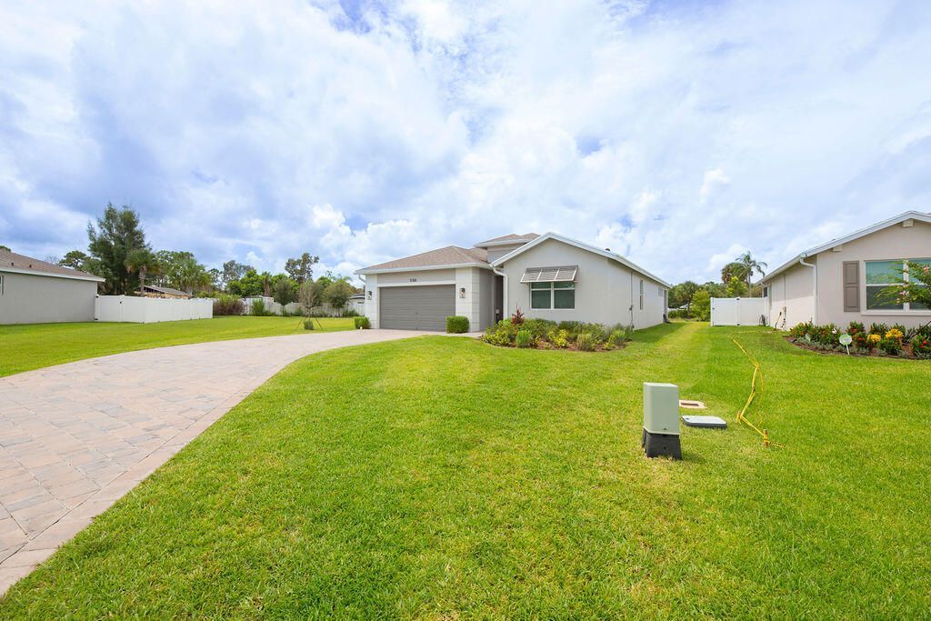 5788 SE Skyblue Circle, Stuart, FL 34997 Photo