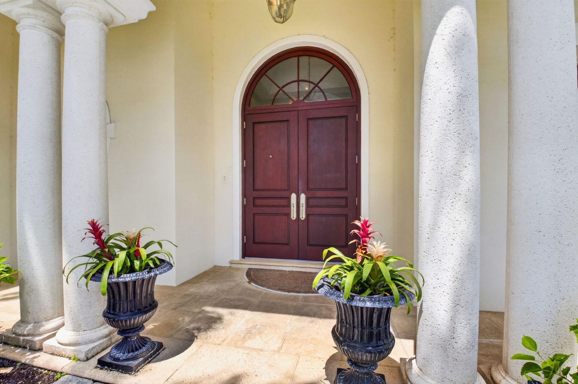 255 Cherry Lane, Palm Beach, FL 33480 Photo