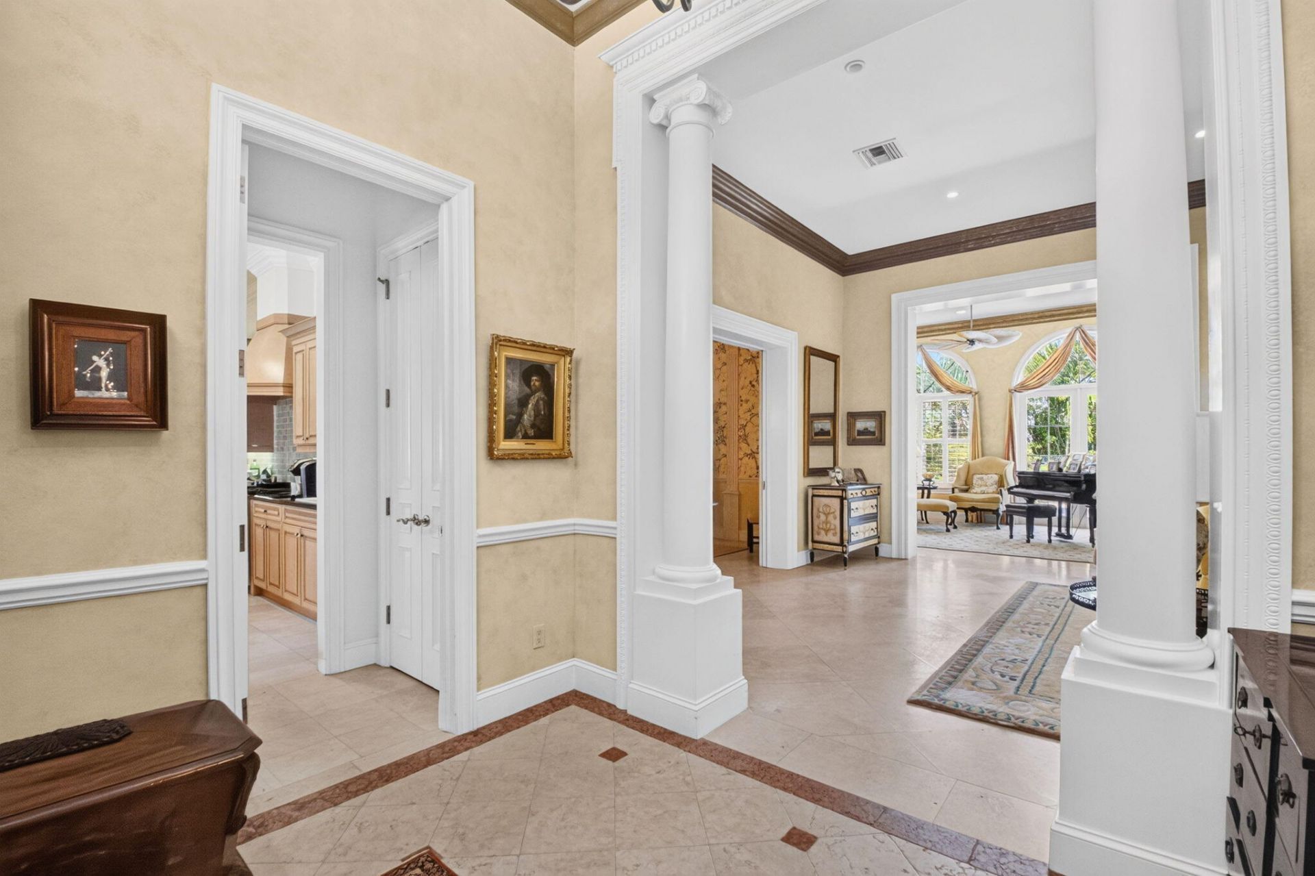 255 Cherry Lane, Palm Beach, FL 33480 Photo