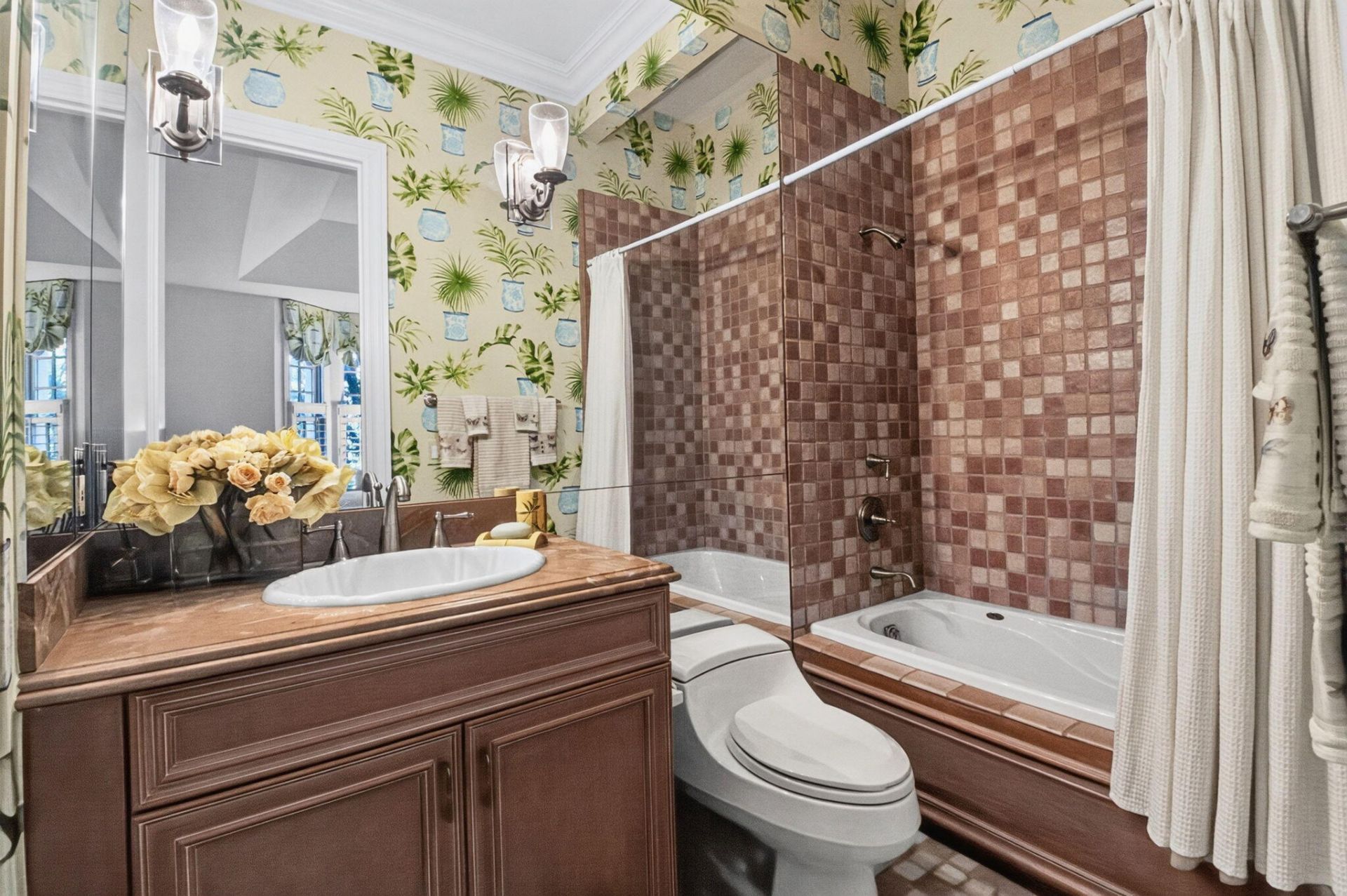 255 Cherry Lane, Palm Beach, FL 33480 Photo