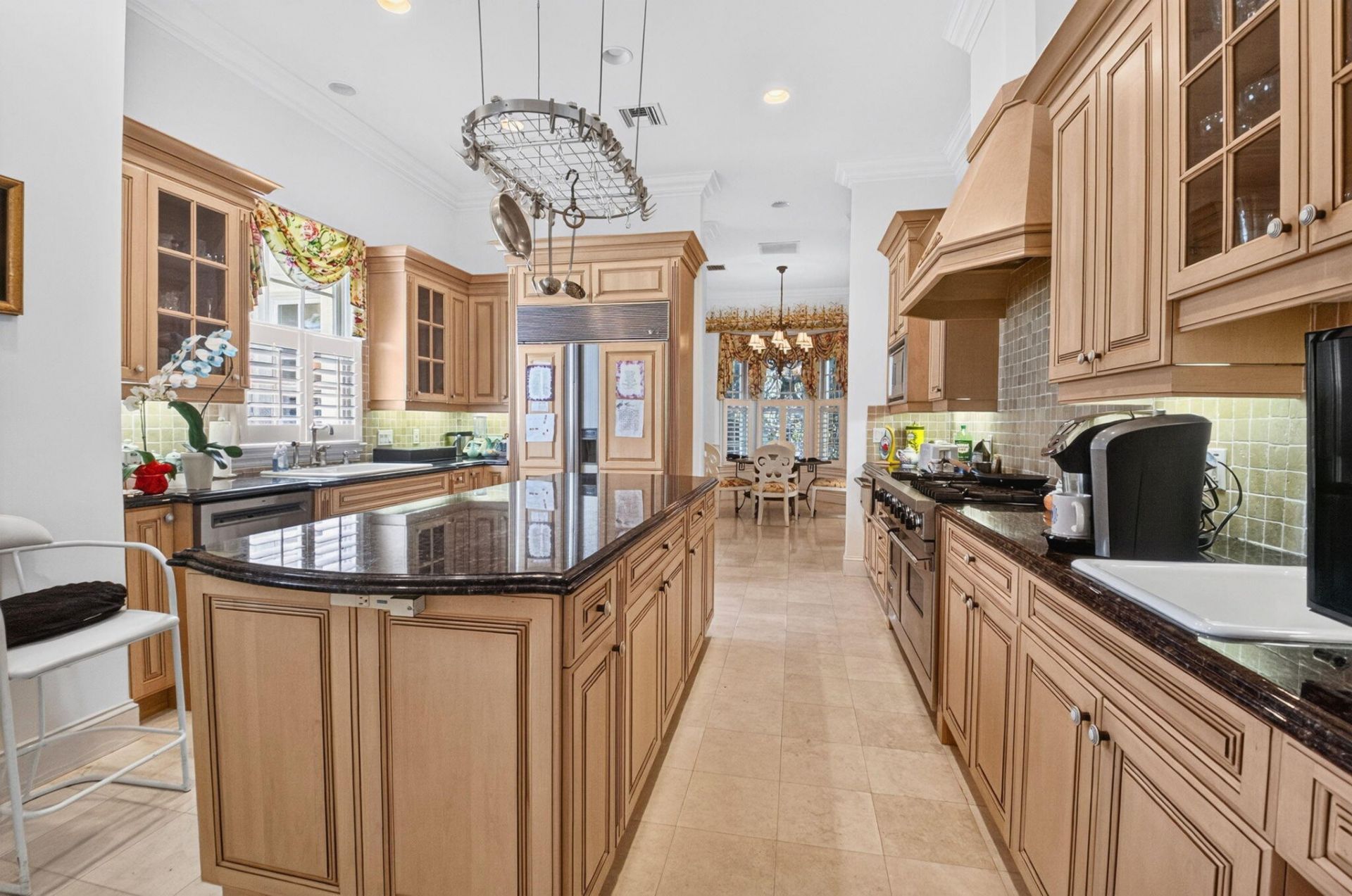 255 Cherry Lane, Palm Beach, FL 33480 Photo