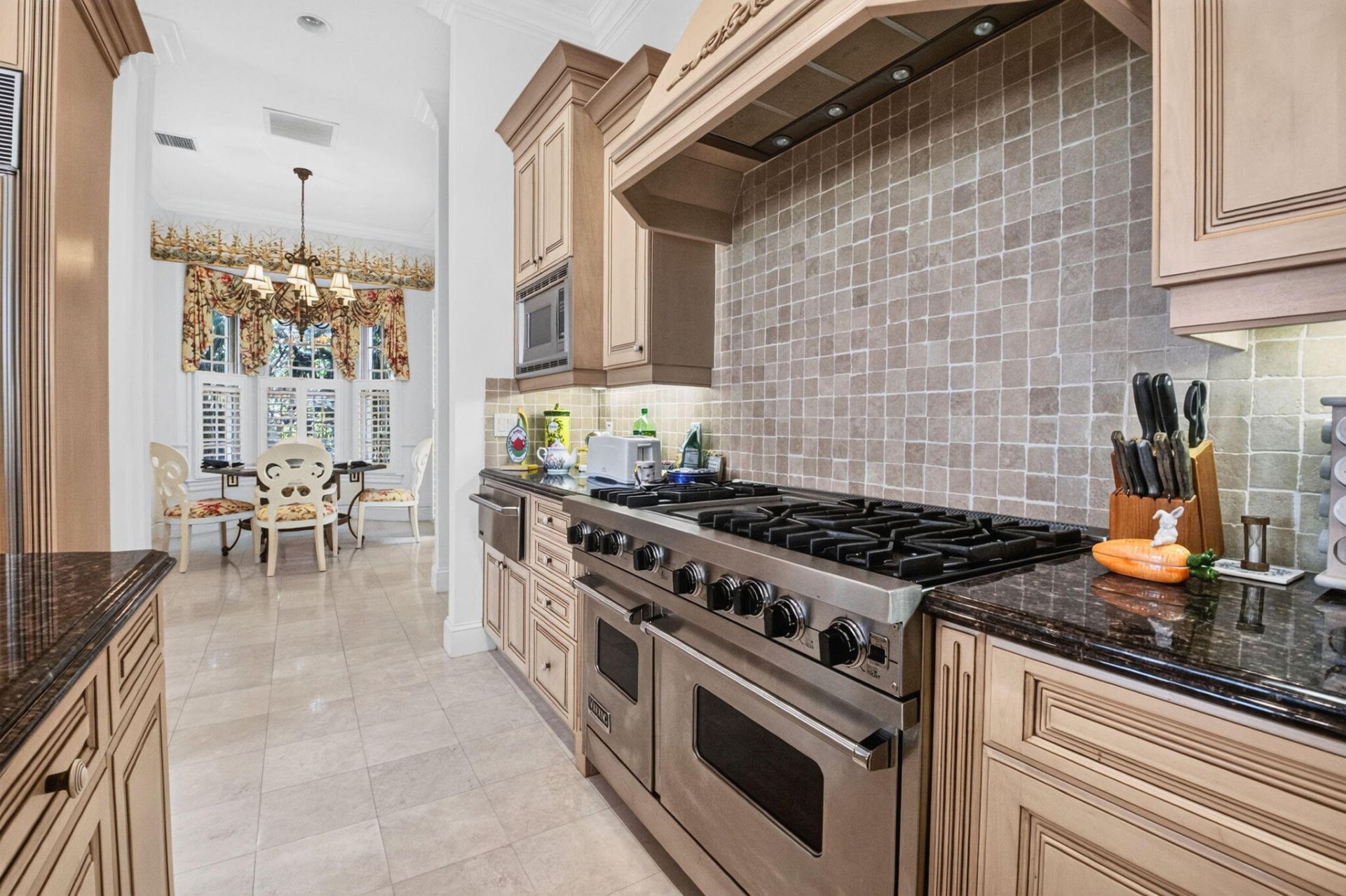 255 Cherry Lane, Palm Beach, FL 33480 Photo