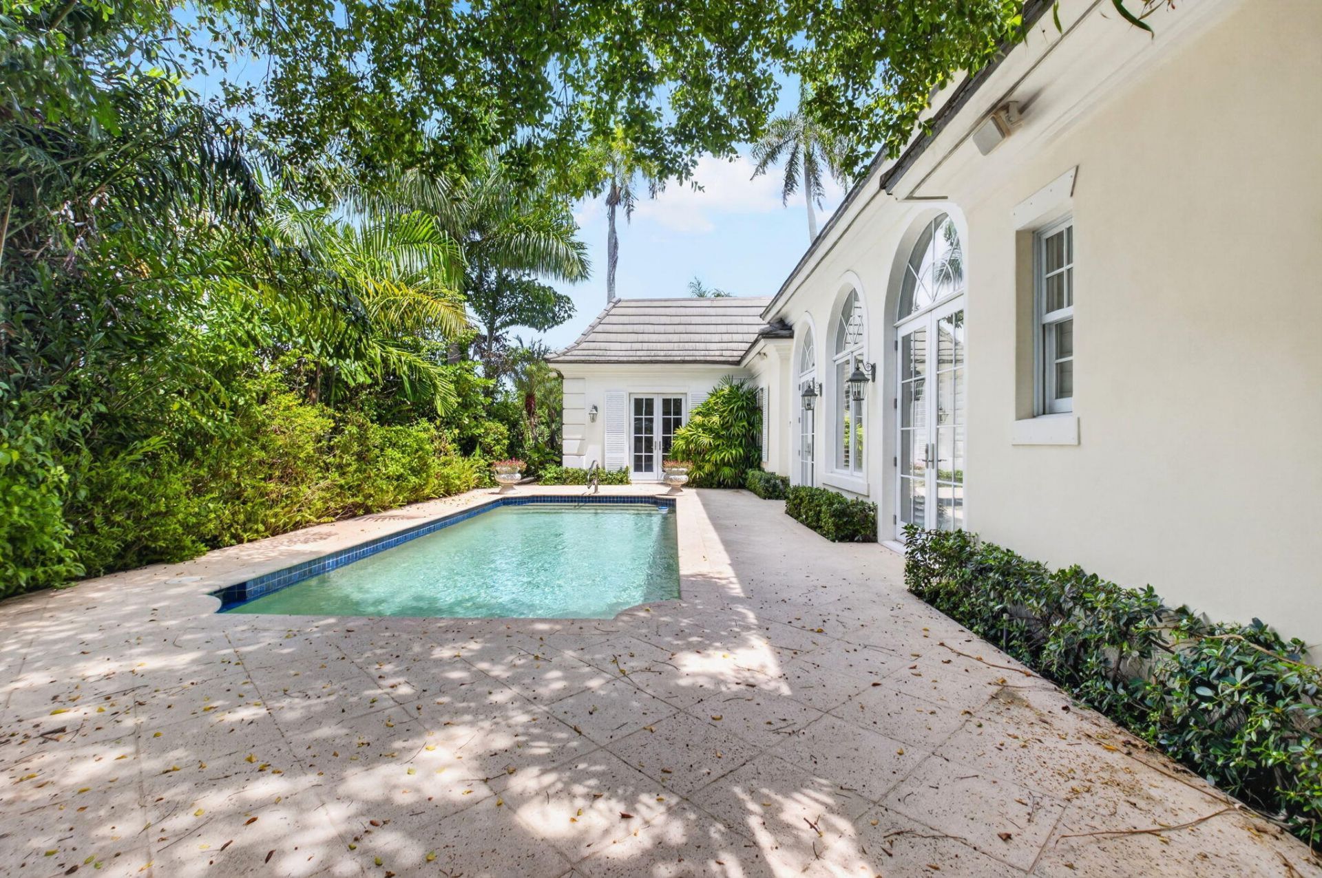 255 Cherry Lane, Palm Beach, FL 33480 Photo