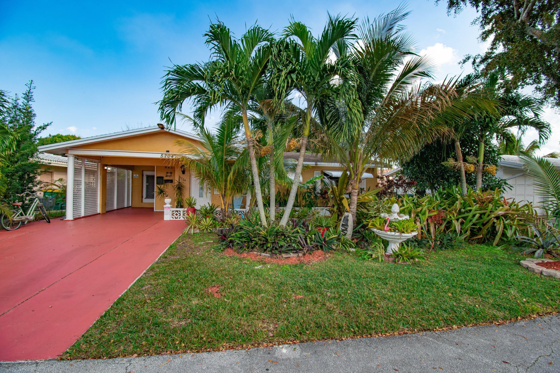 5704 NW 47th Lane, Tamarac, FL 33319 Photo