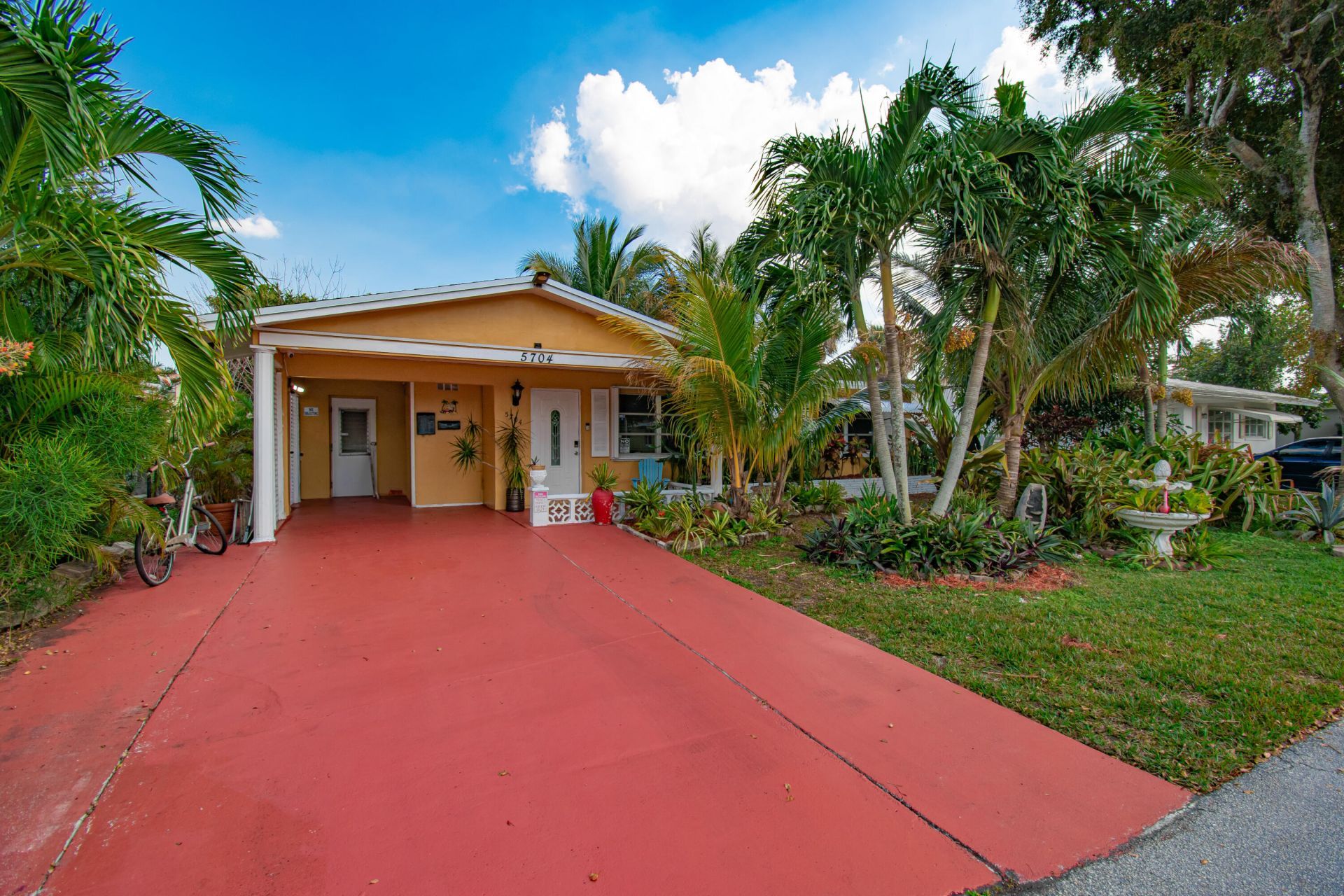 5704 NW 47th Lane, Tamarac, FL 33319 Photo