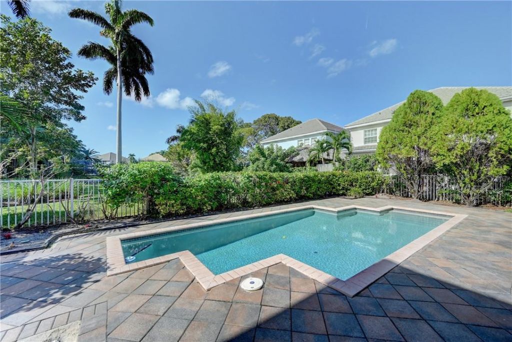2201 SW 13th Avenue, Fort Lauderdale, FL 33315 Photo