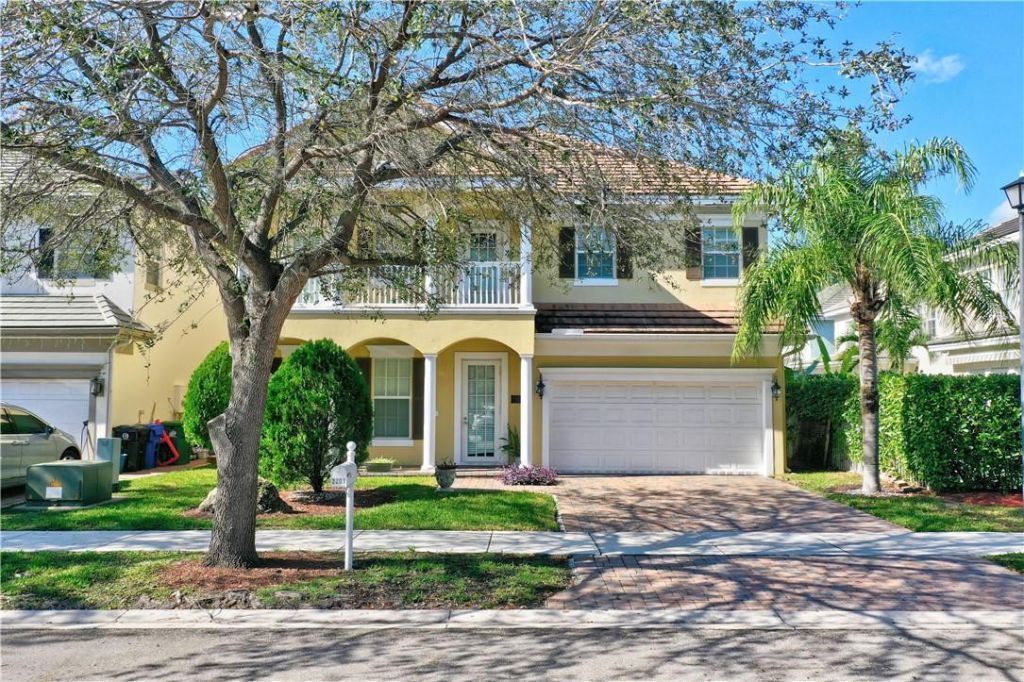 2201 SW 13th Avenue, Fort Lauderdale, FL 33315 Photo