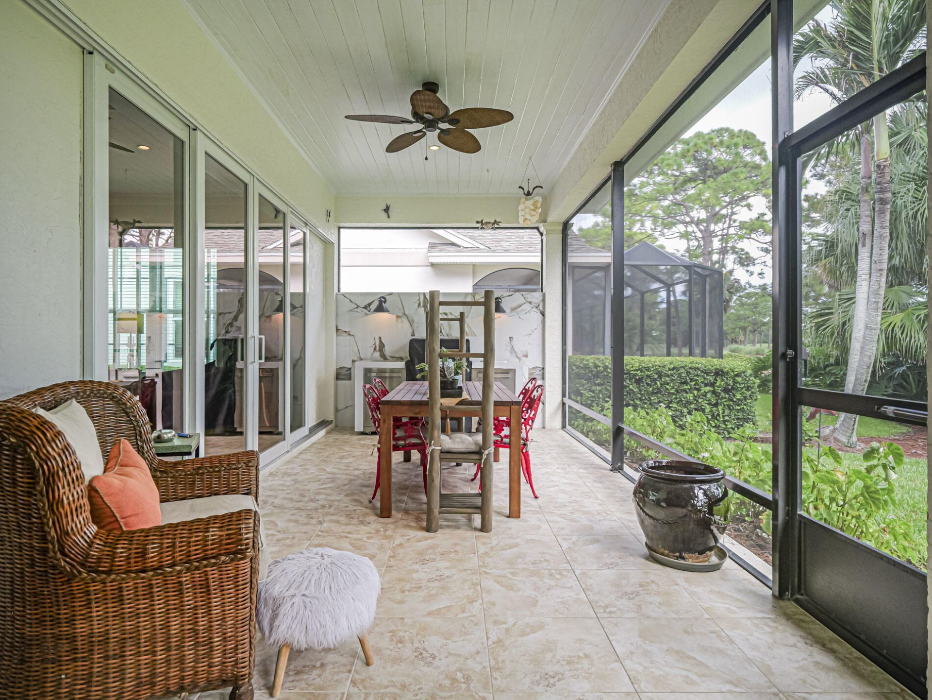 934 Carolina Circle Sw, Vero Beach, FL 32962 Photo