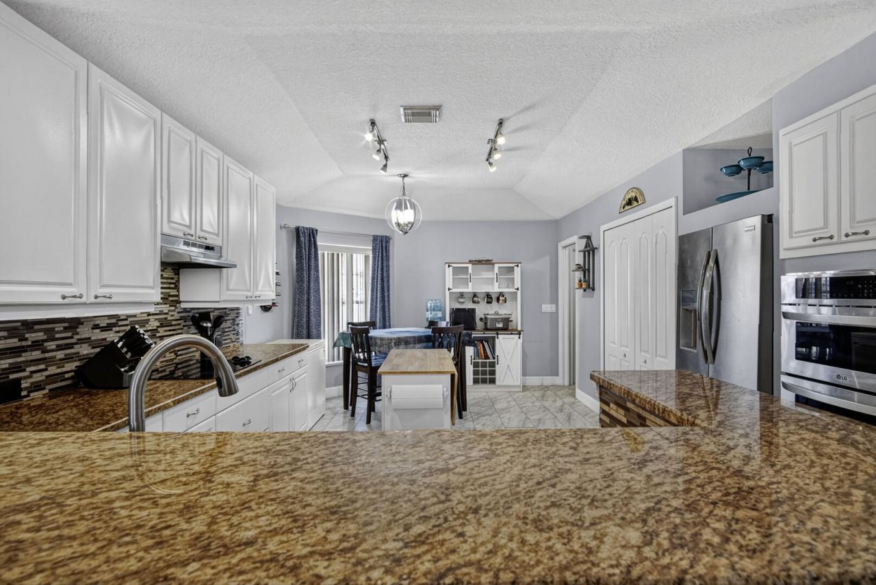 1018 SW Haleyberry Avenue, Port Saint Lucie, FL 34953 Photo