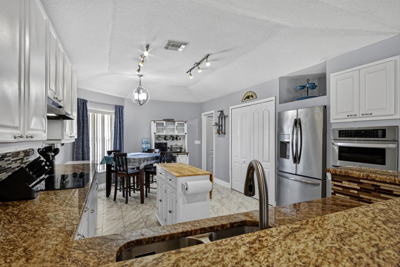 1018 SW Haleyberry Avenue, Port Saint Lucie, FL 34953 Photo