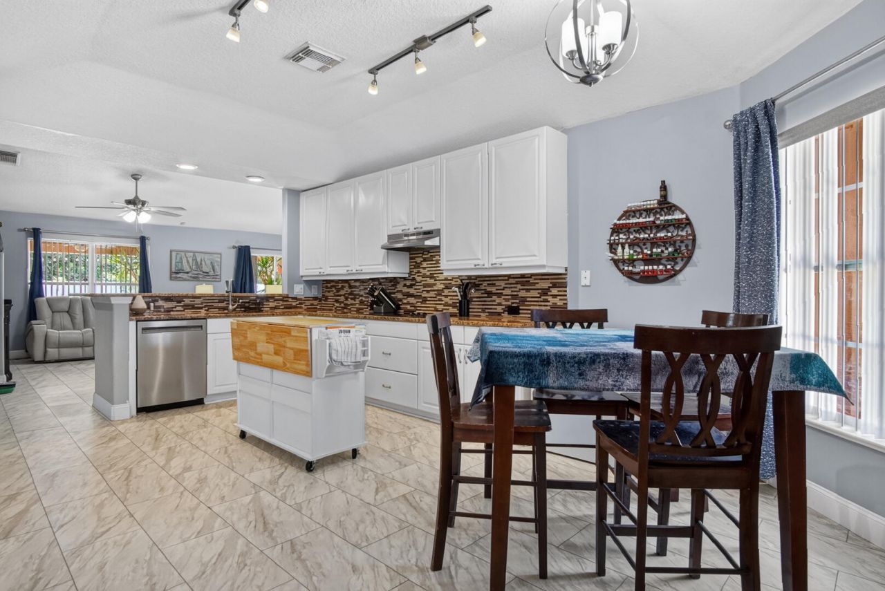 1018 SW Haleyberry Avenue, Port Saint Lucie, FL 34953 Photo