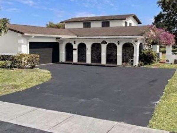 2320 NW 30TH Way, Fort Lauderdale, FL 33311
