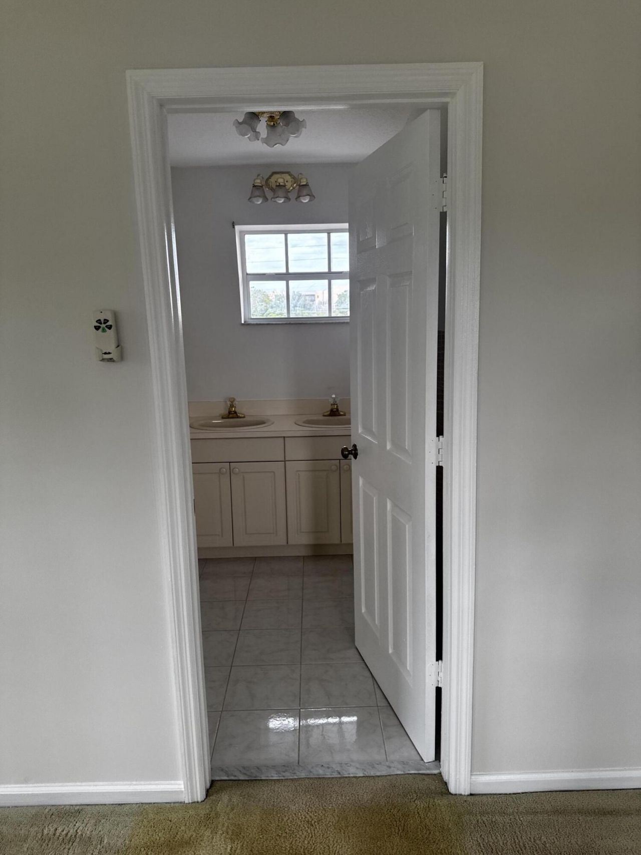 2320 NW 30th Way, Fort Lauderdale, FL 33311 Photo