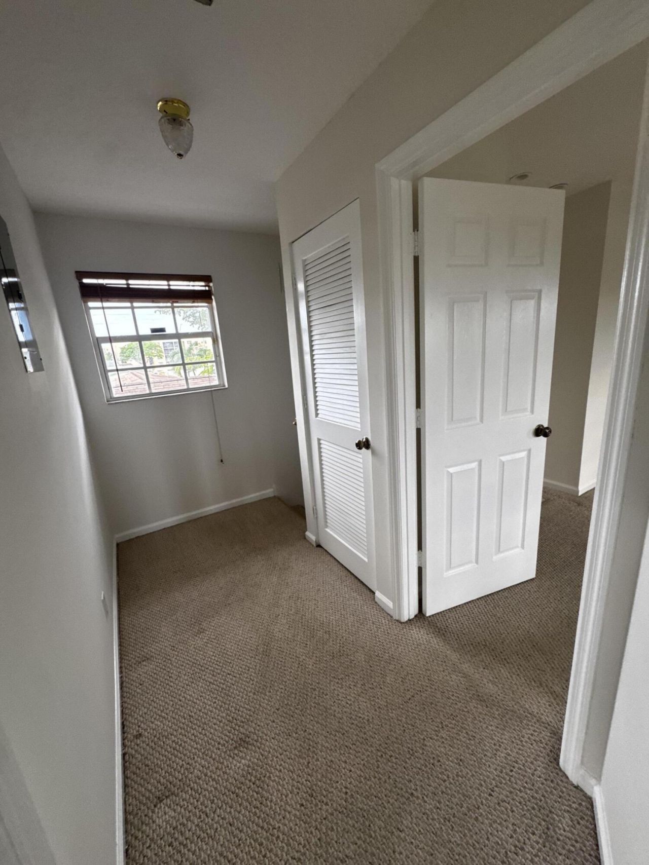 2320 NW 30th Way, Fort Lauderdale, FL 33311 Photo