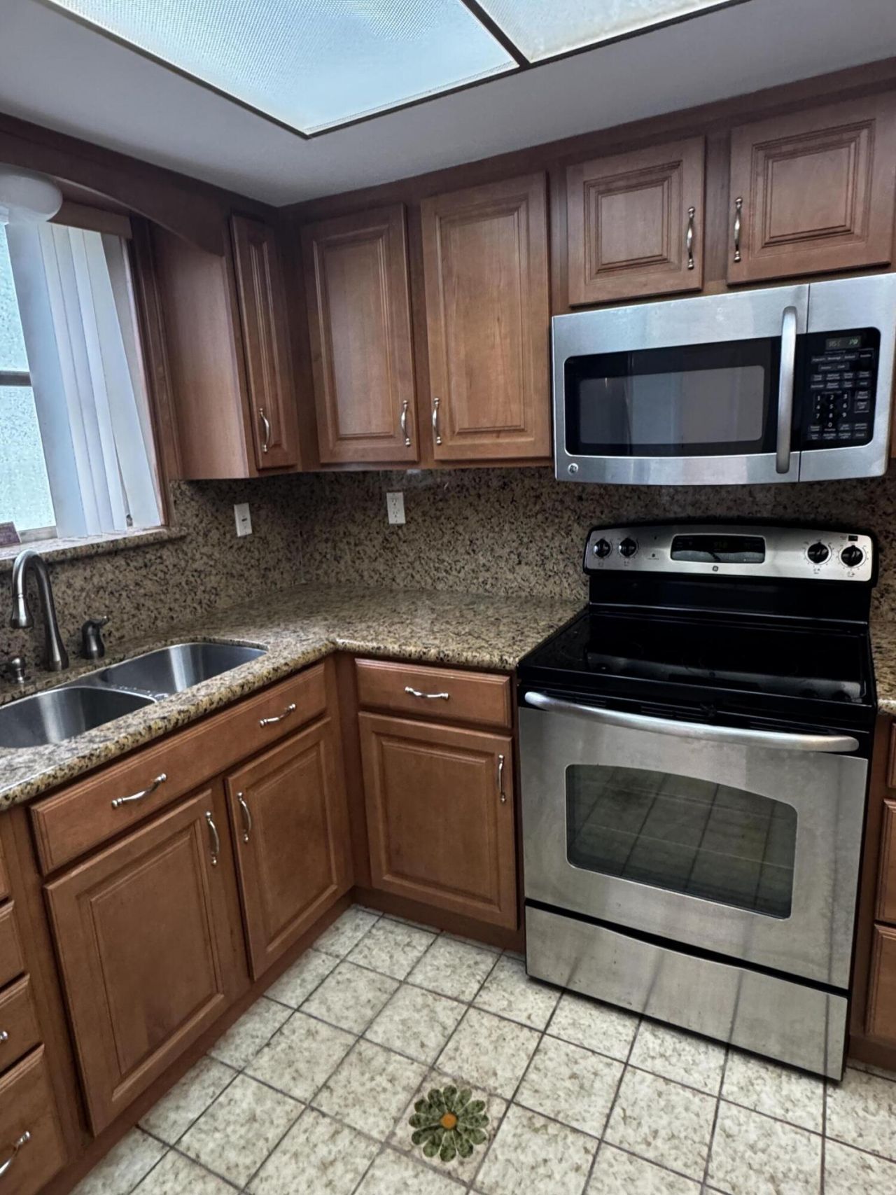 2320 NW 30th Way, Fort Lauderdale, FL 33311 Photo