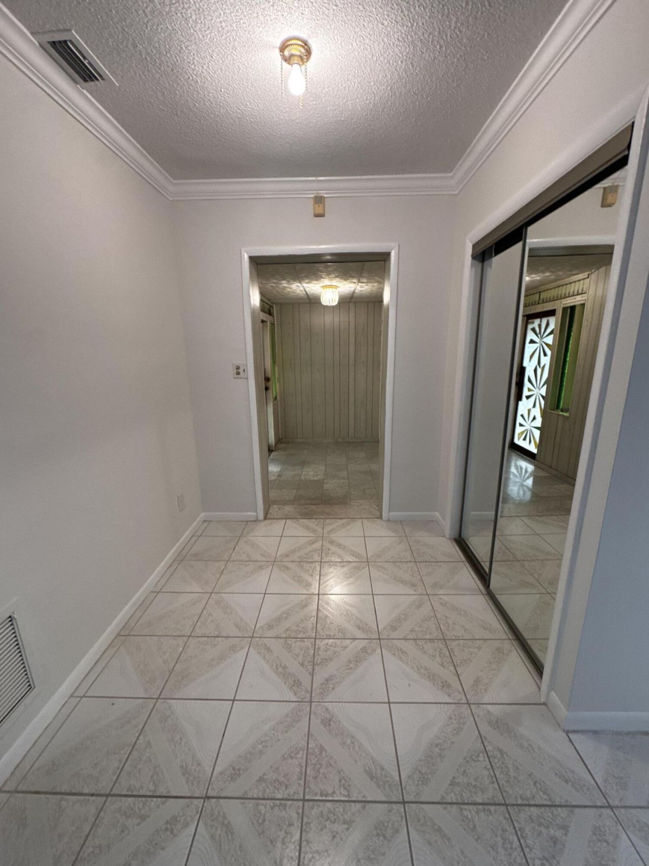 2320 NW 30th Way, Fort Lauderdale, FL 33311 Photo