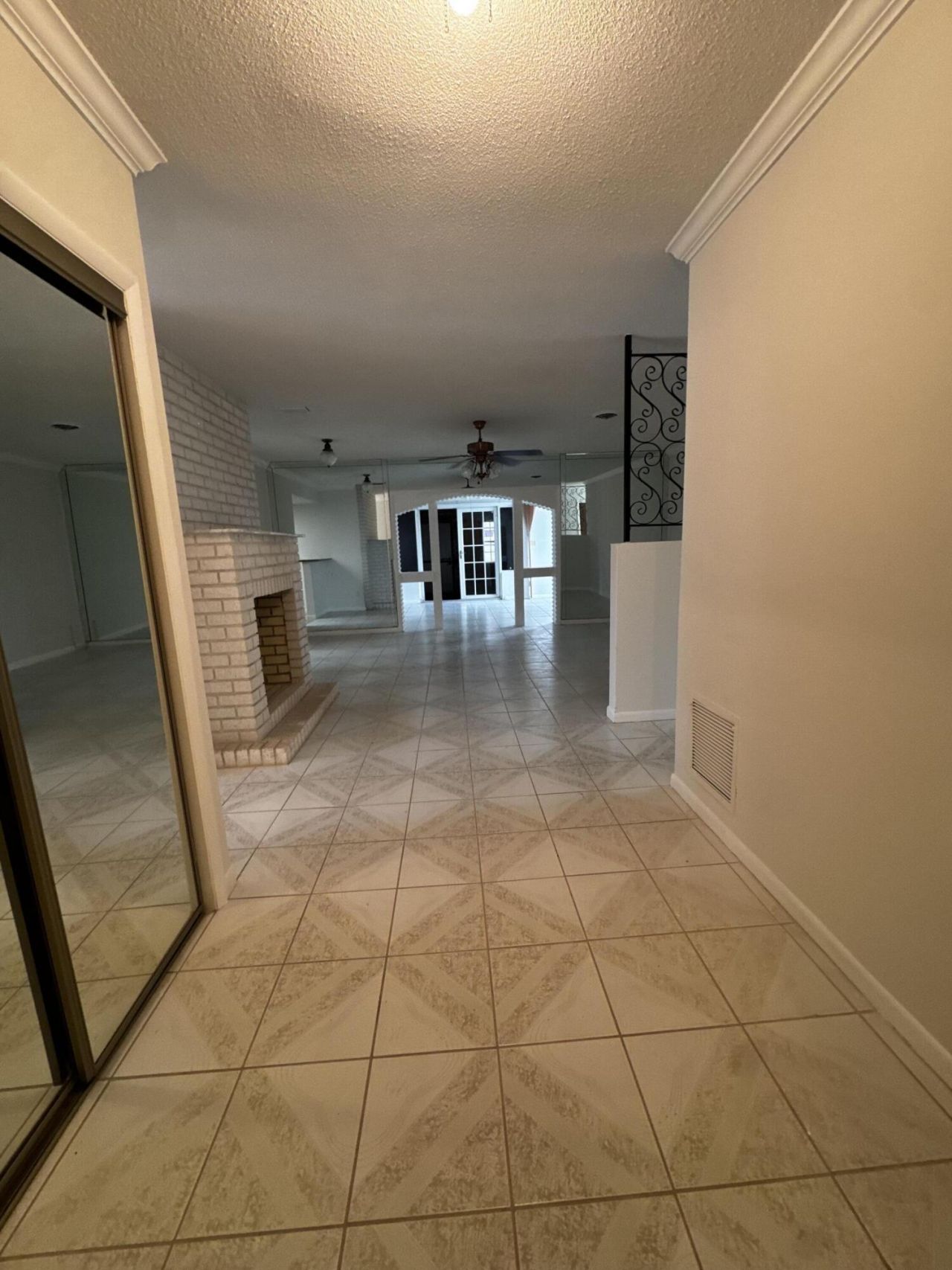 2320 NW 30th Way, Fort Lauderdale, FL 33311 Photo