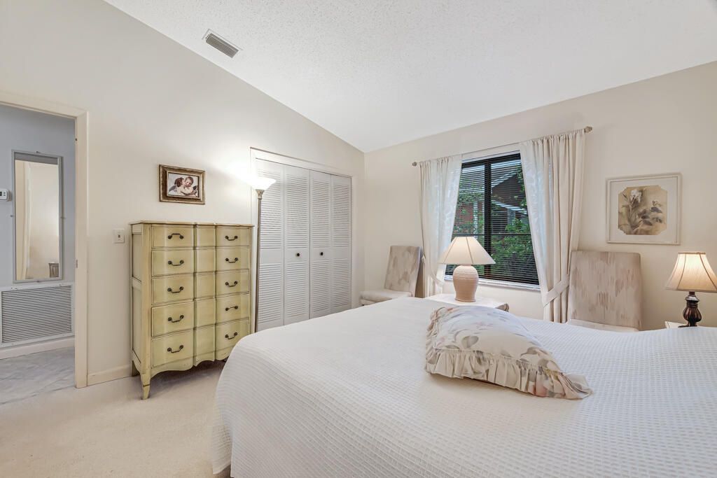 815 Andrew Redding Road, Unit 202, Lantana, FL 33462 Photo