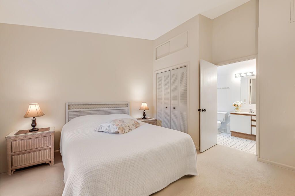 815 Andrew Redding Road, Unit 202, Lantana, FL 33462 Photo
