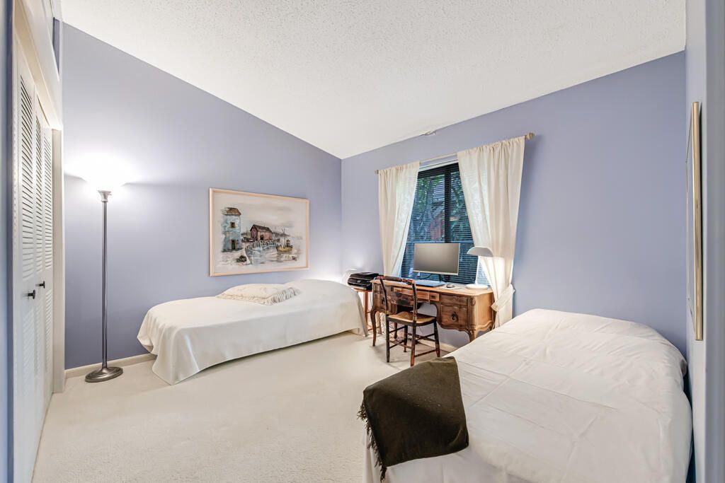 815 Andrew Redding Road, Unit 202, Lantana, FL 33462 Photo