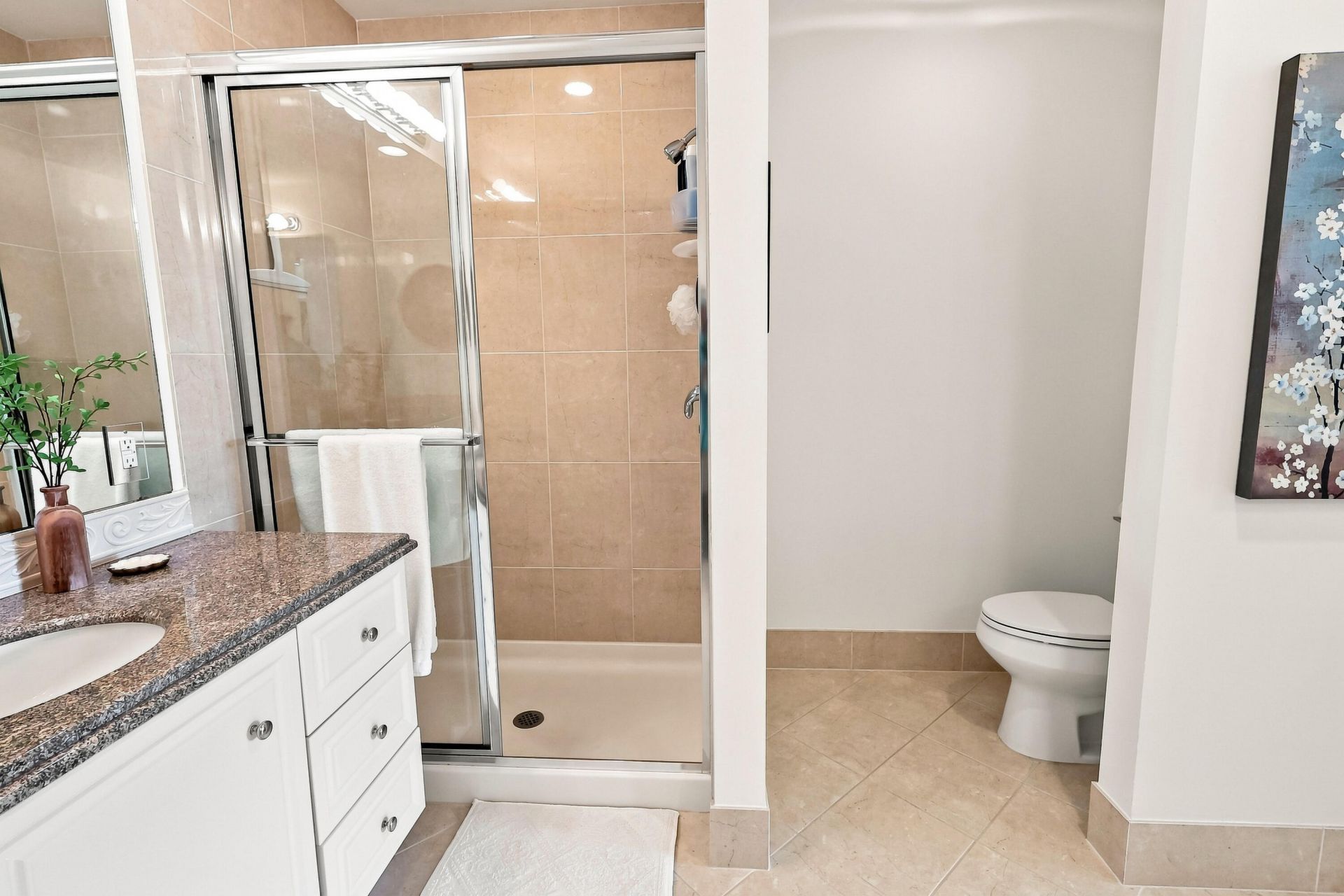 26 Harbour Isle Drive W, Unit 102, Fort Pierce, FL 34949 Photo