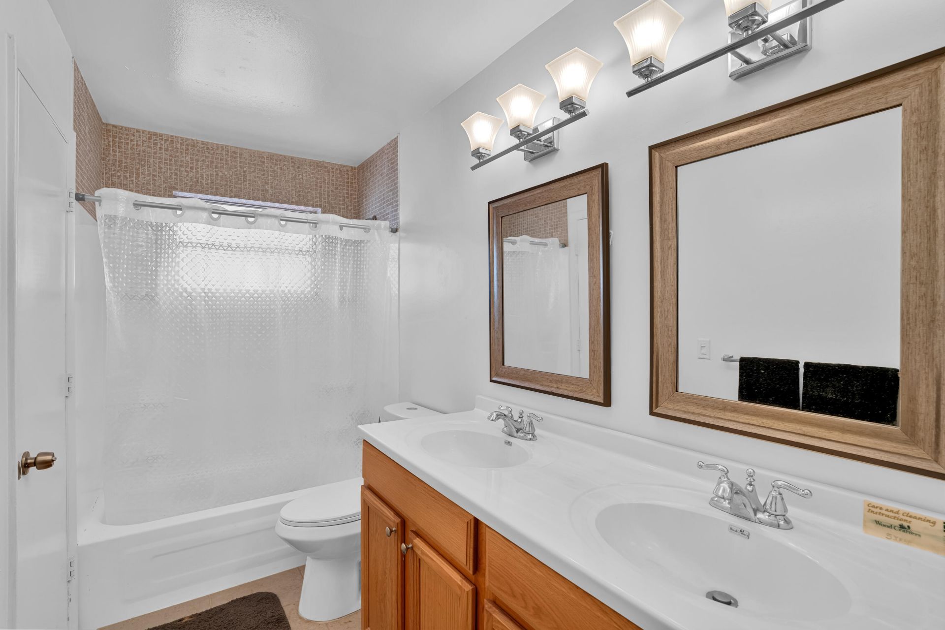8400 Lagos De Campo Boulevard, Unit 305, Tamarac, FL 33321 Photo
