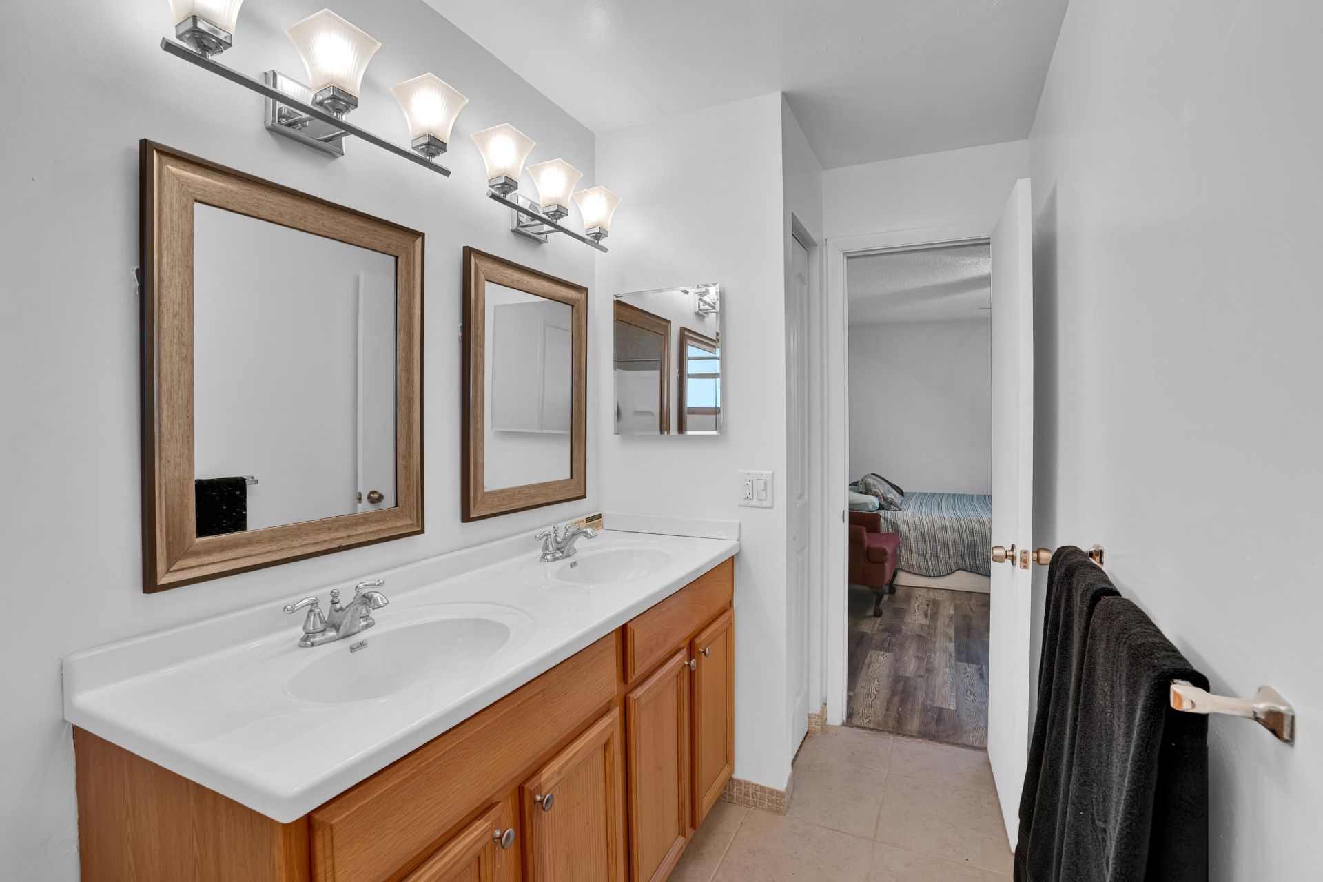 8400 Lagos De Campo Boulevard, Unit 305, Tamarac, FL 33321 Photo