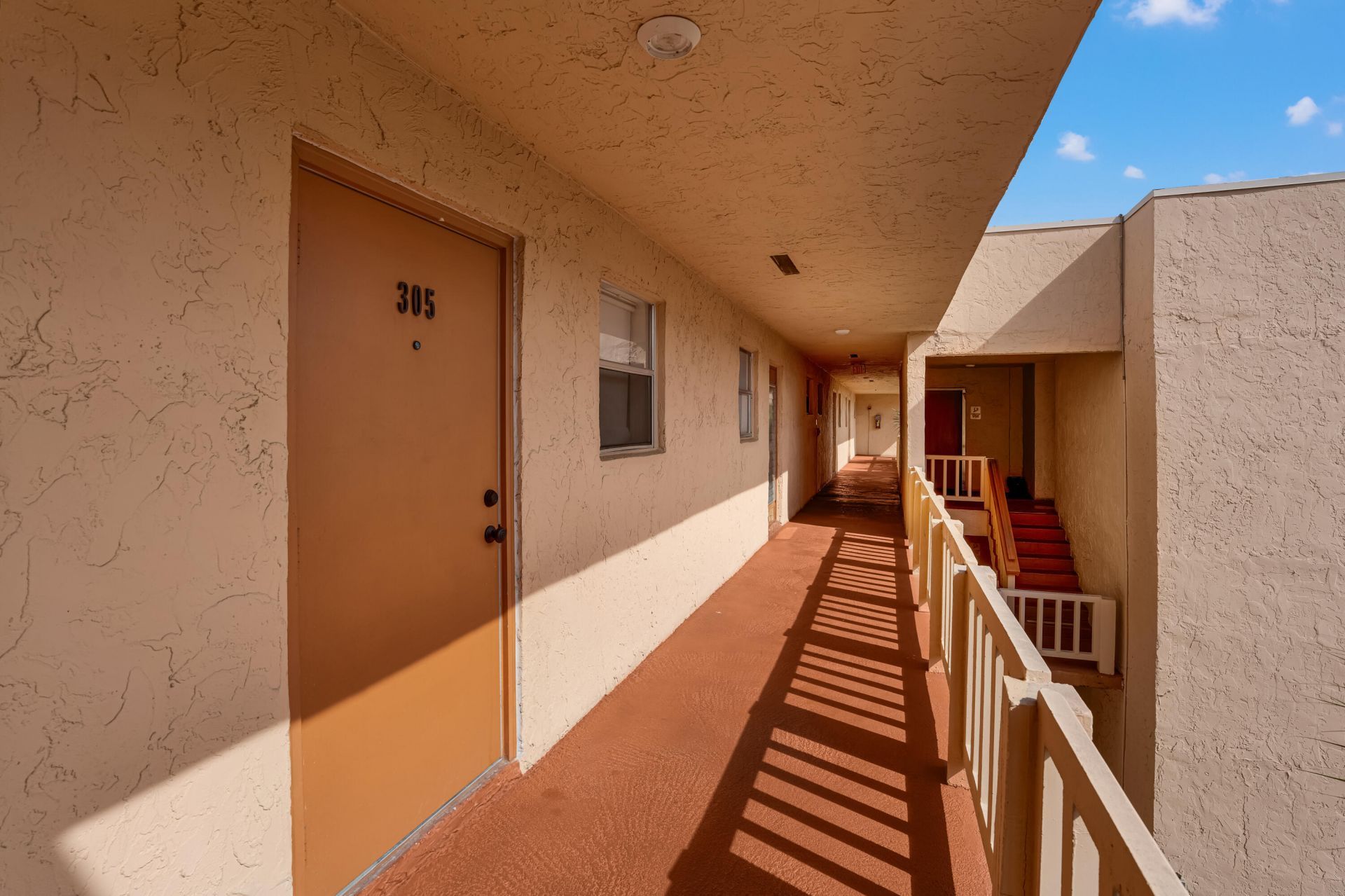 8400 Lagos De Campo Boulevard, Unit 305, Tamarac, FL 33321 Photo