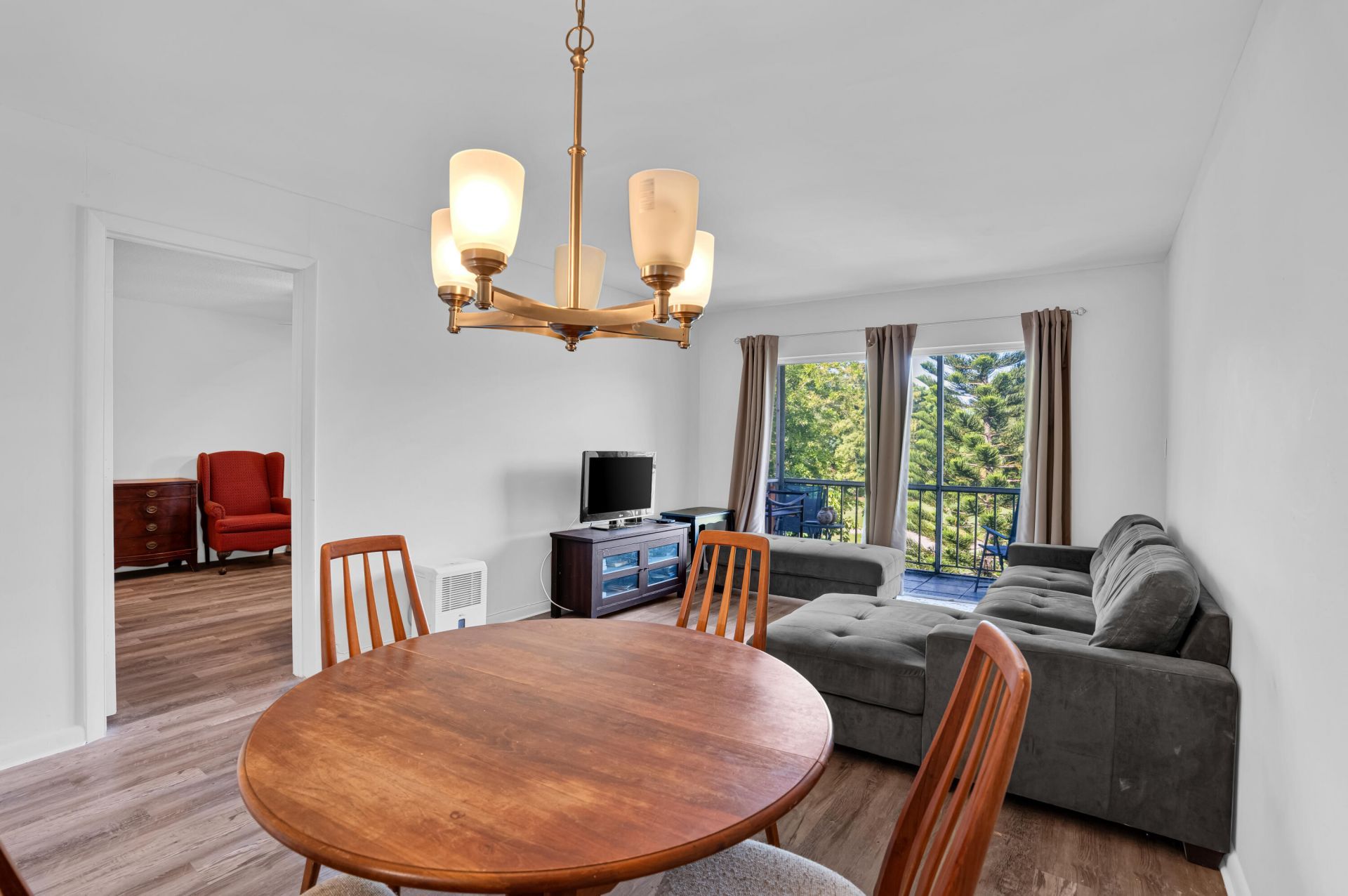 8400 Lagos De Campo Boulevard, Unit 305, Tamarac, FL 33321 Photo
