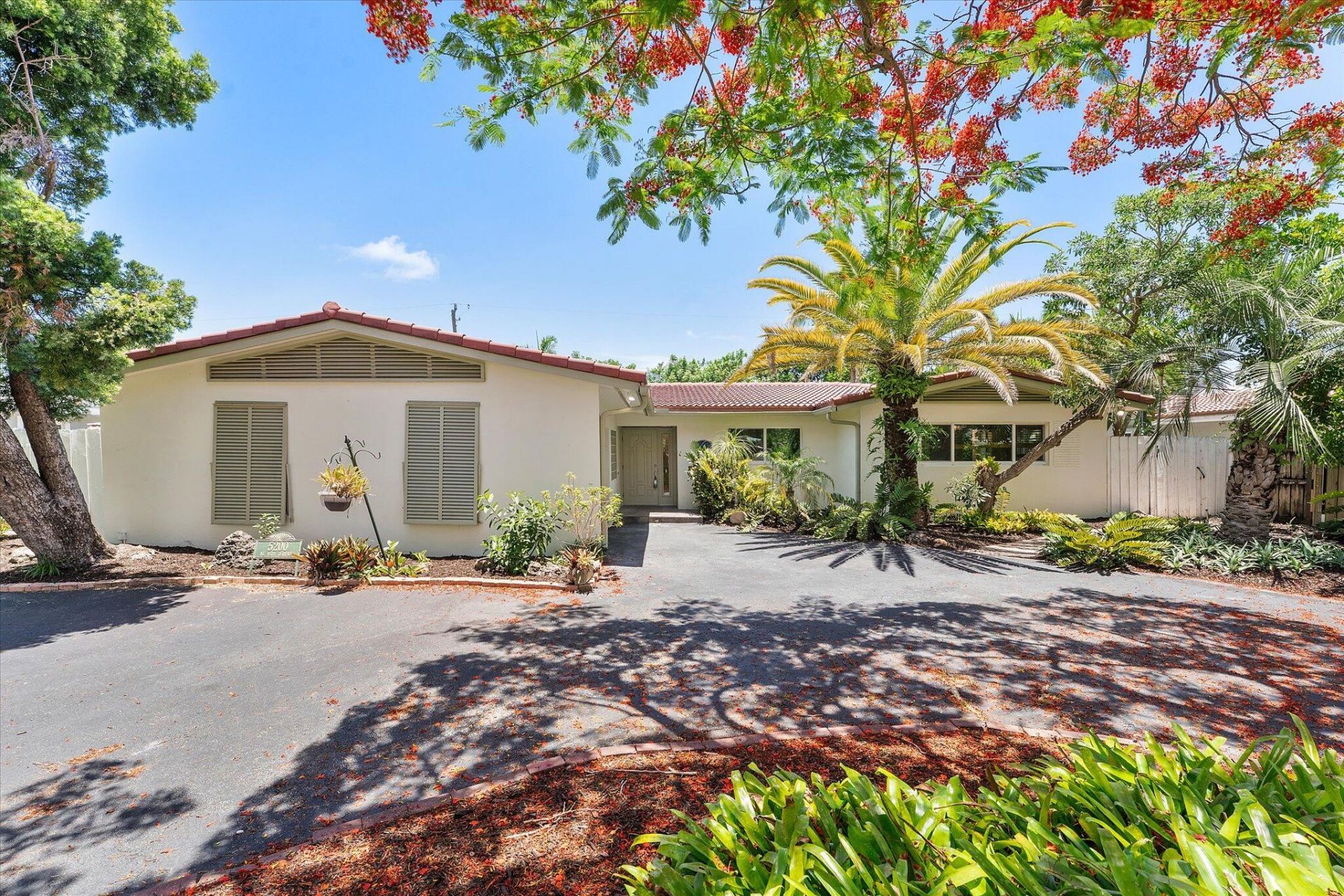5200 NE 18th Terrace, Fort Lauderdale, FL 33308 Photo