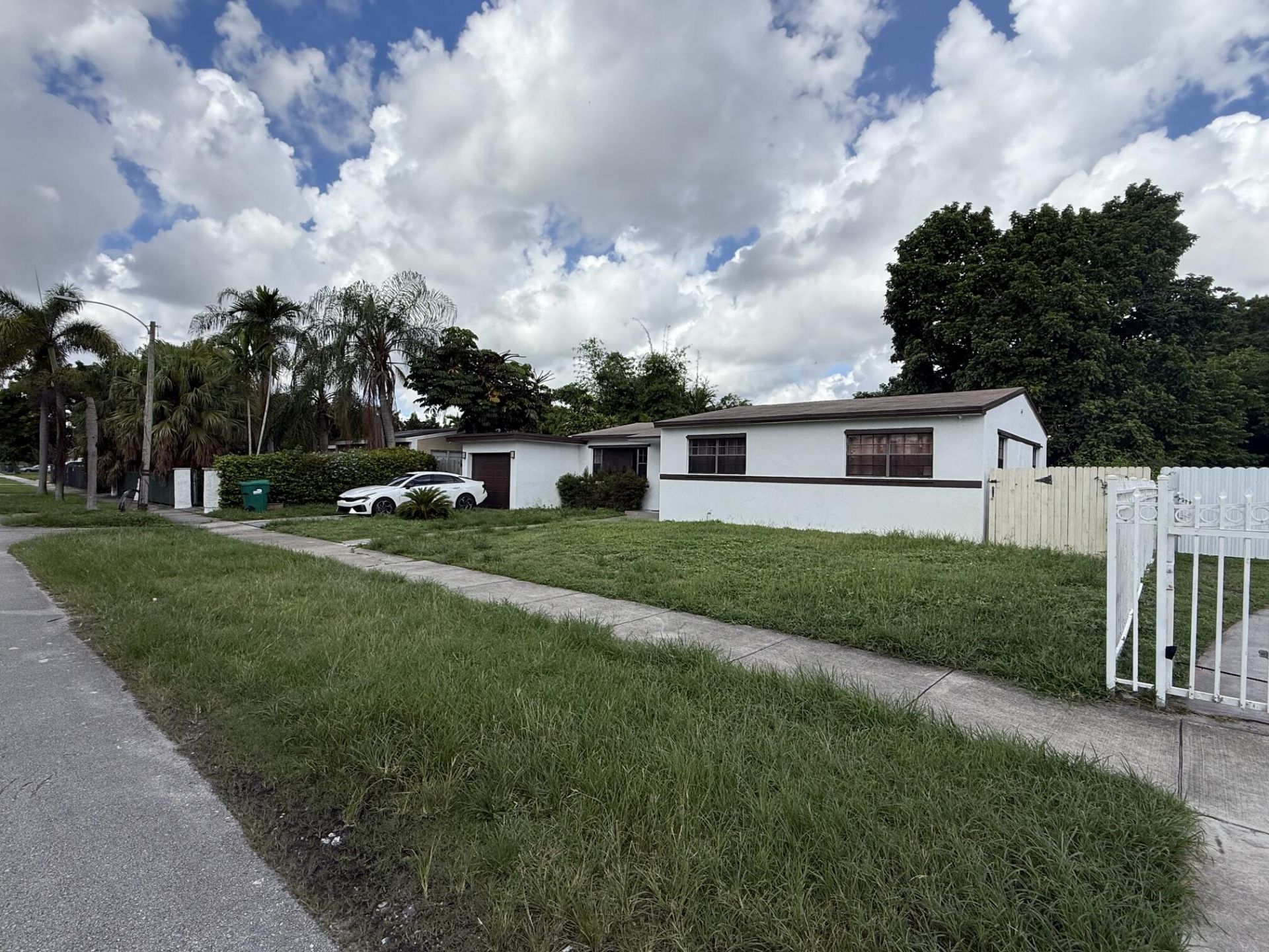 761 NW 183rd Drive, Miami Gardens, FL 33169 Photo