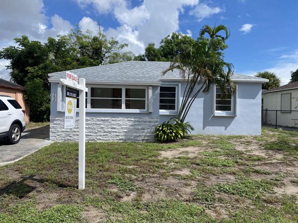 756 W 1ST Street, Riviera Beach, FL 33404
