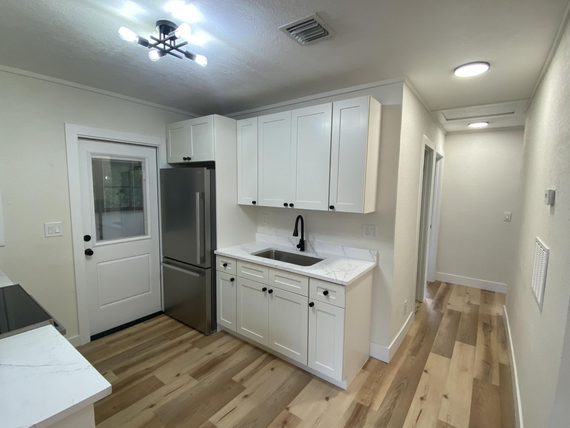 756 W 1st Street, Riviera Beach, FL 33404 Photo