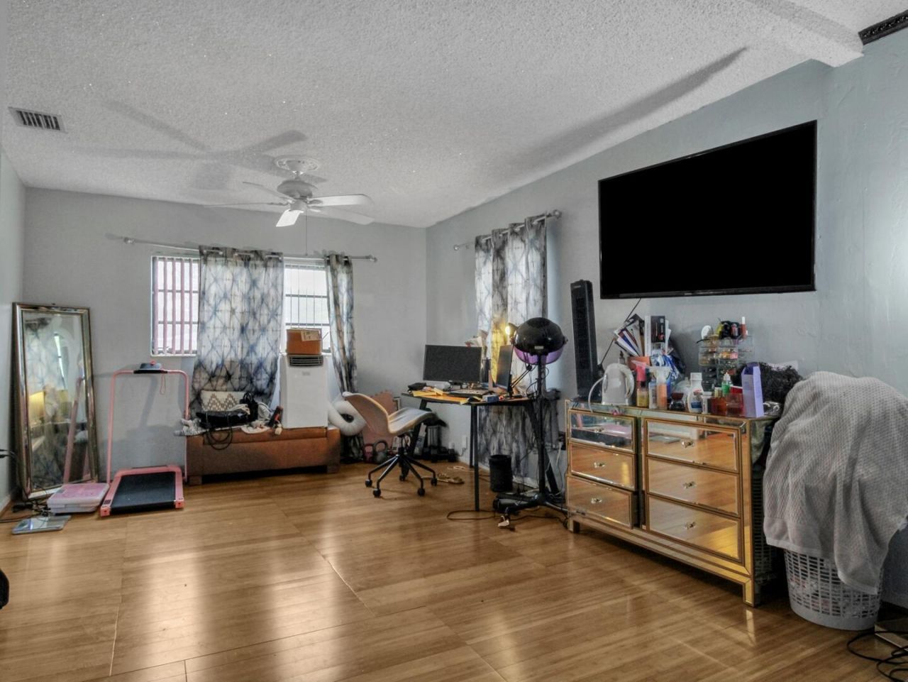 740 NW 187th Drive, Miami Gardens, FL 33169 Photo