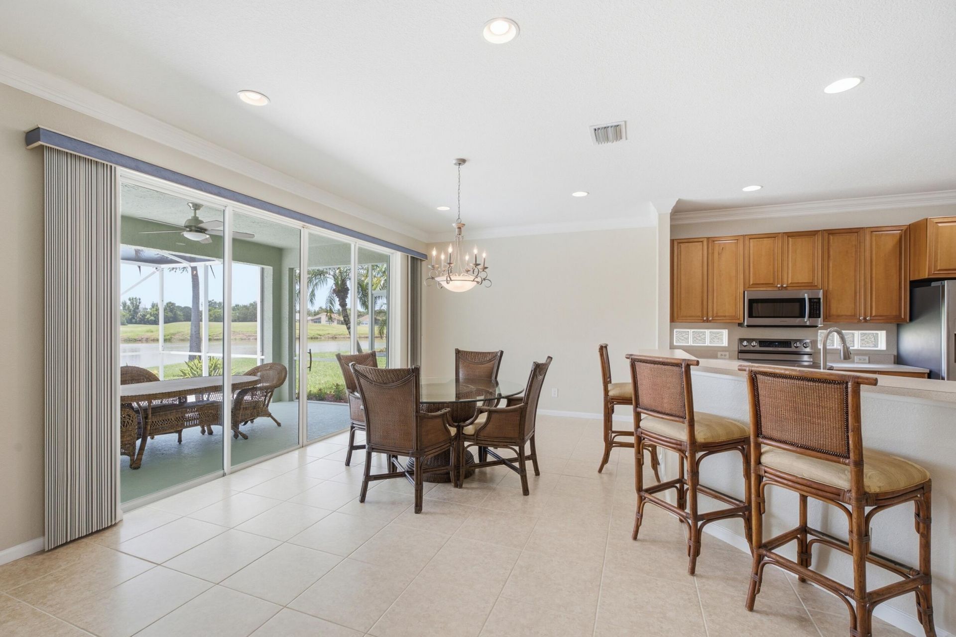 562 NW Waverly Circle, Port Saint Lucie, FL 34983 Photo