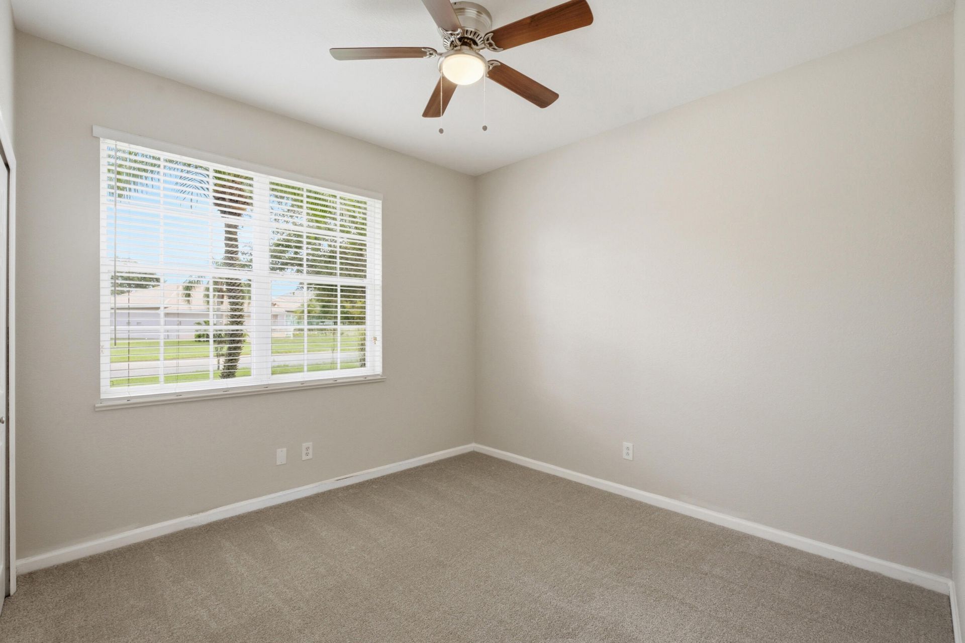 562 NW Waverly Circle, Port Saint Lucie, FL 34983 Photo