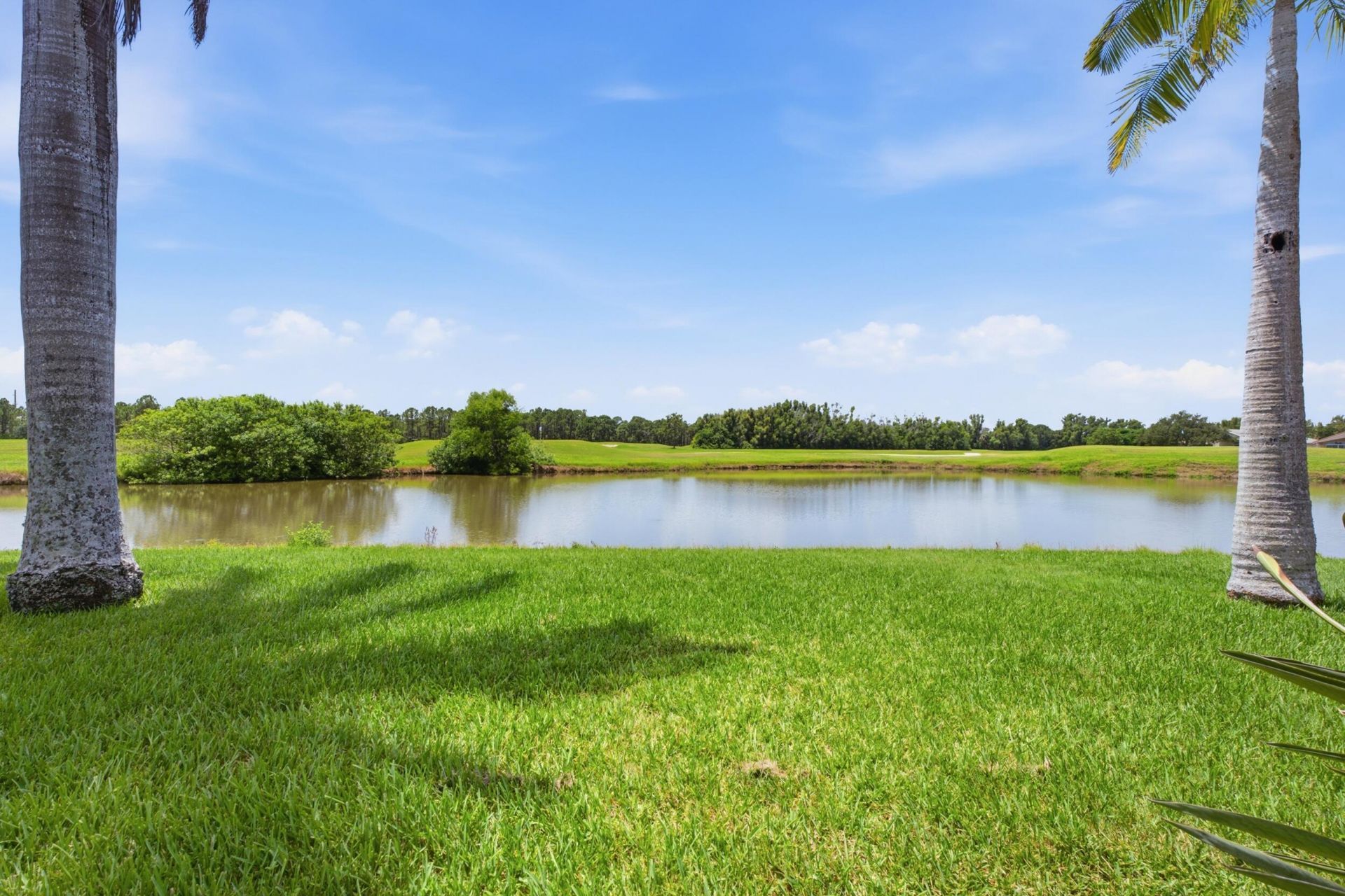 562 NW Waverly Circle, Port Saint Lucie, FL 34983 Photo